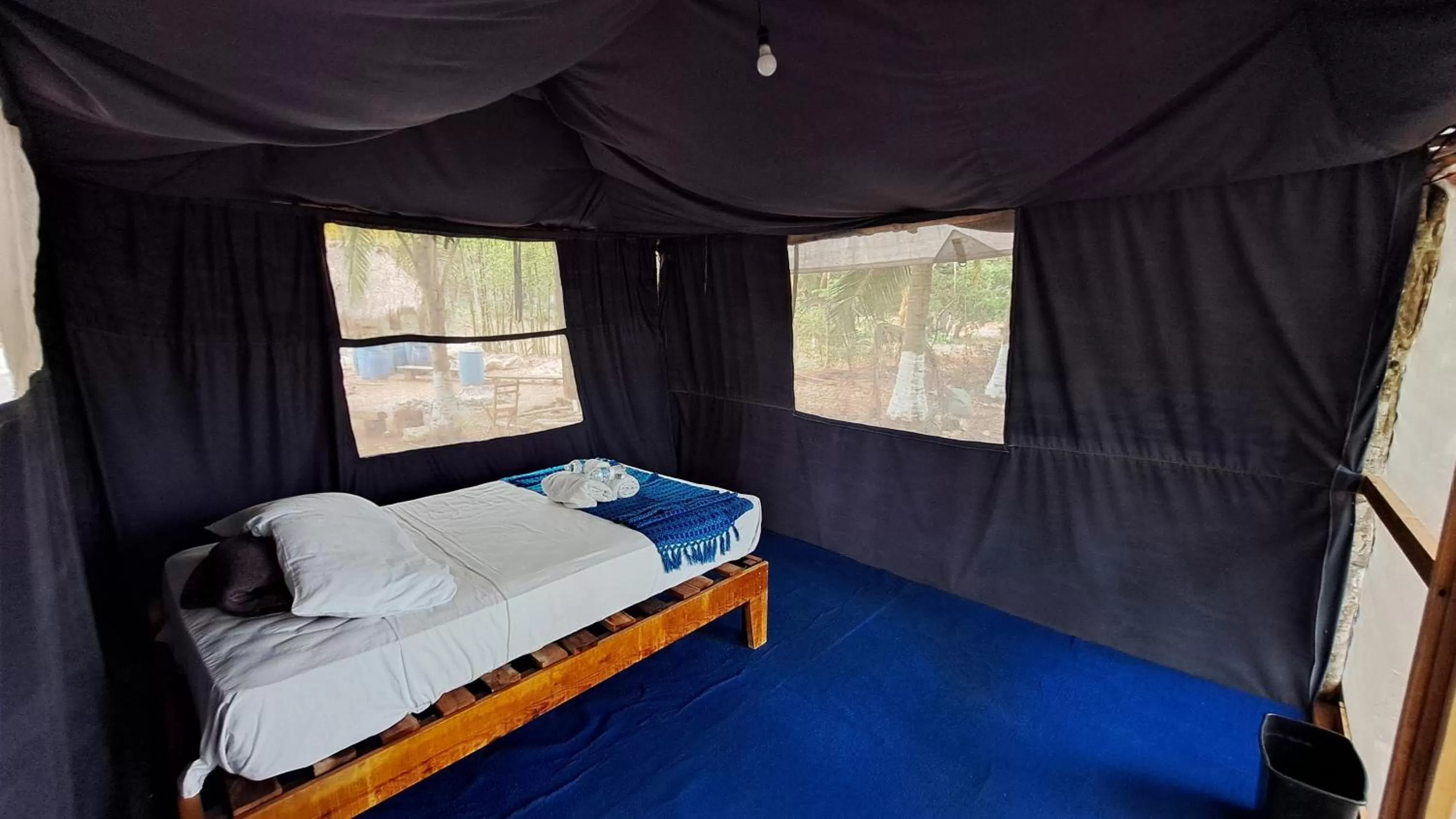 Property building, Bed in Cayuco Maya