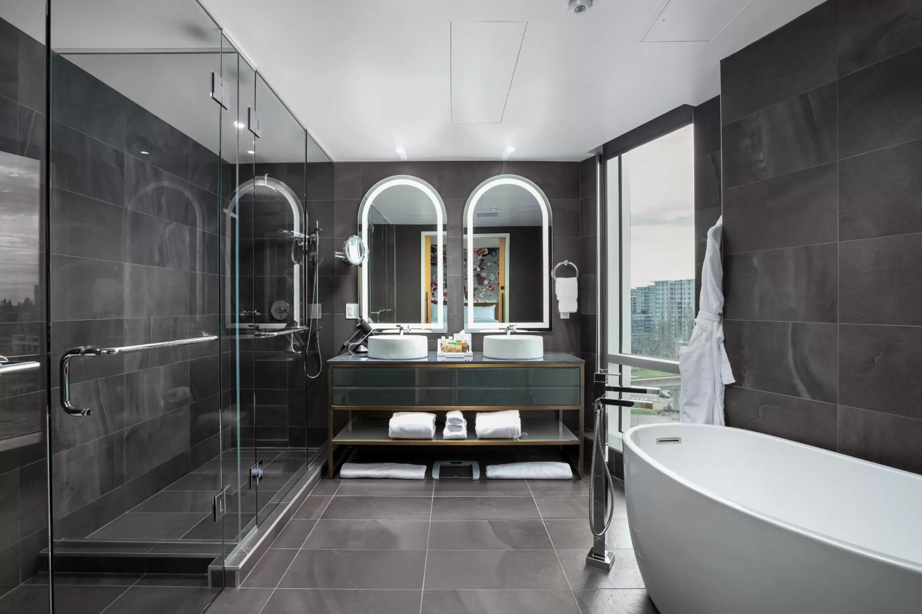 Shower in Versante Hotel