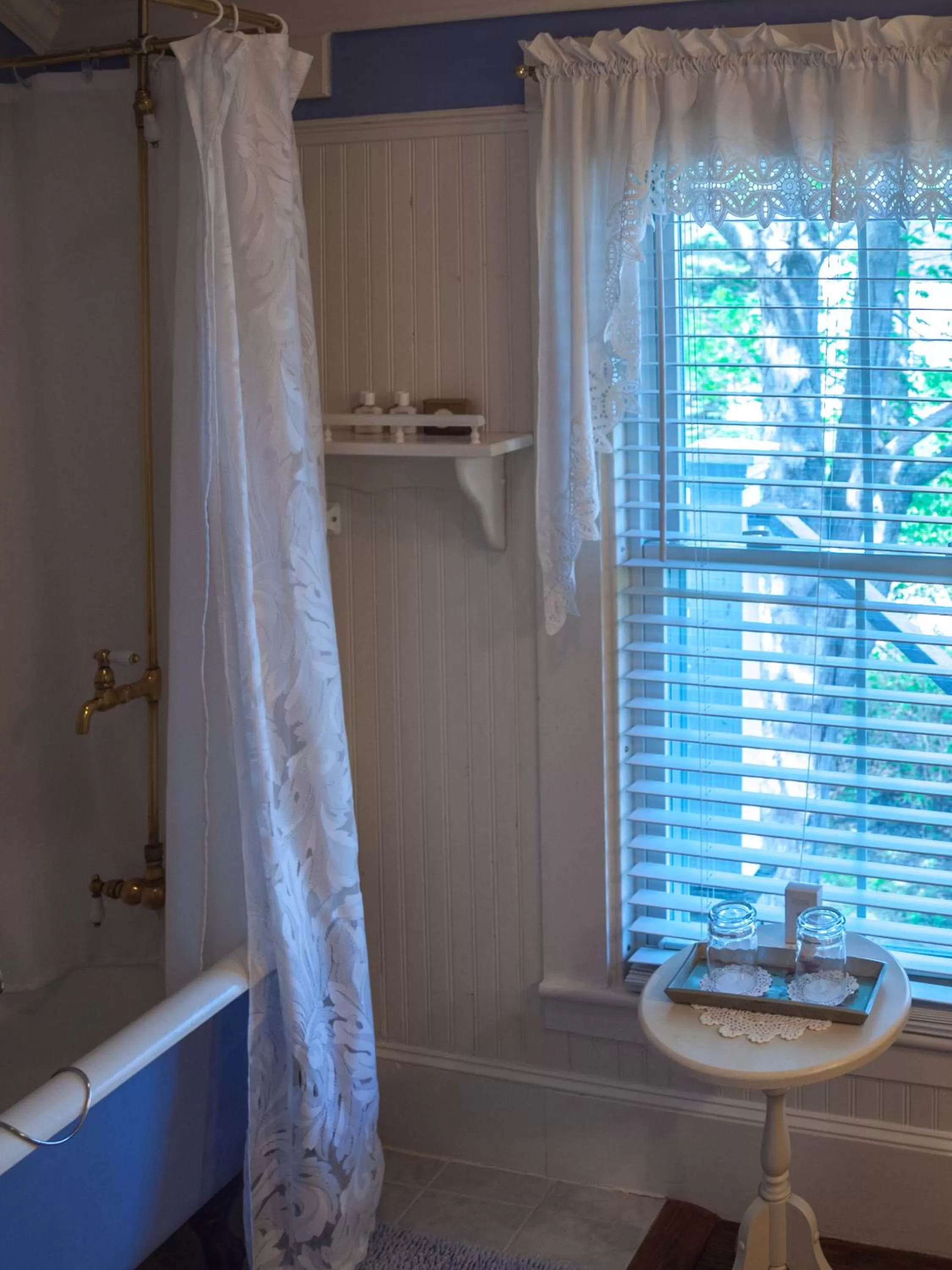Bathroom in Blackberry Inn