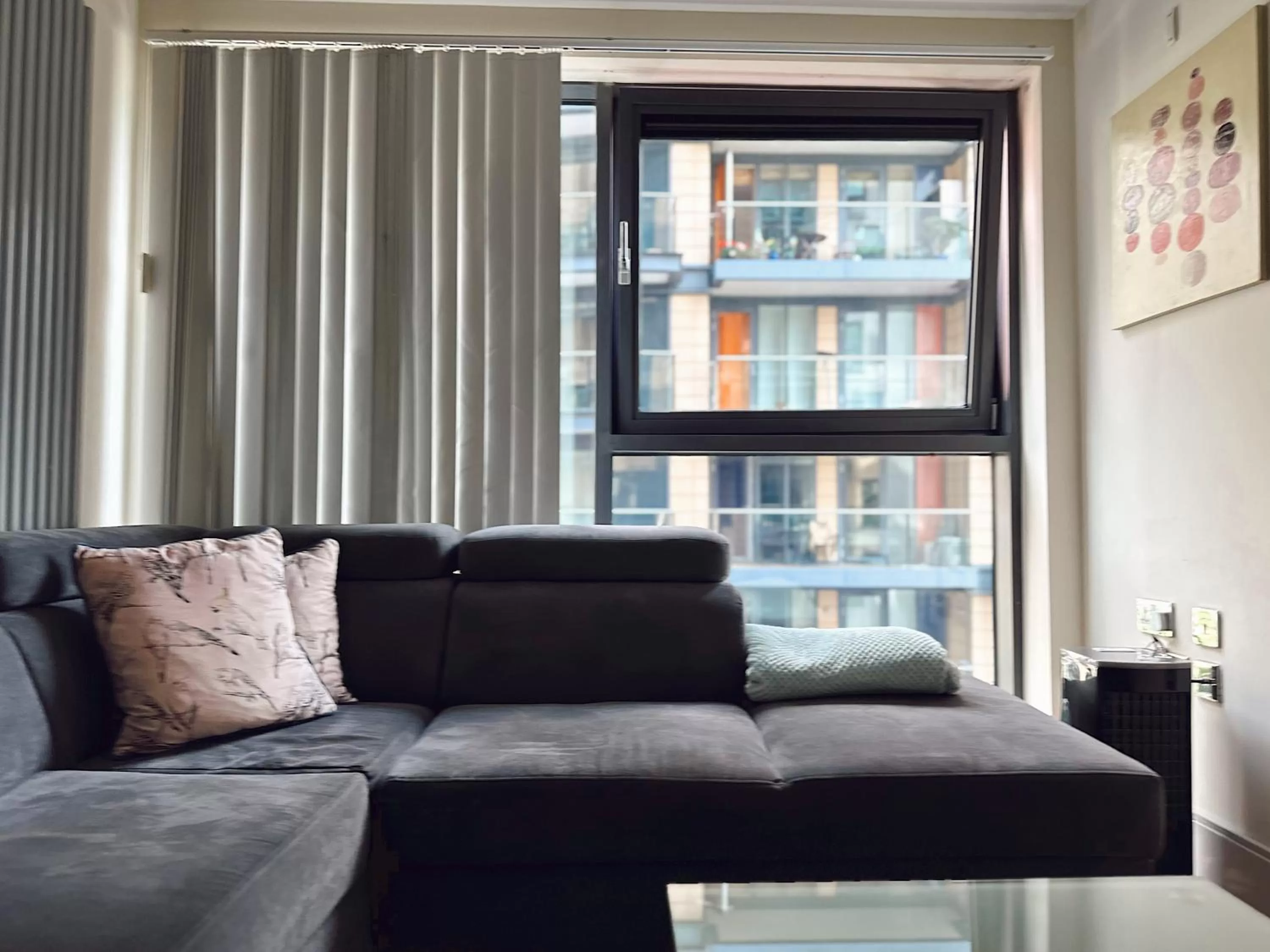 Living room in Canary Wharf - Luxury Apartments