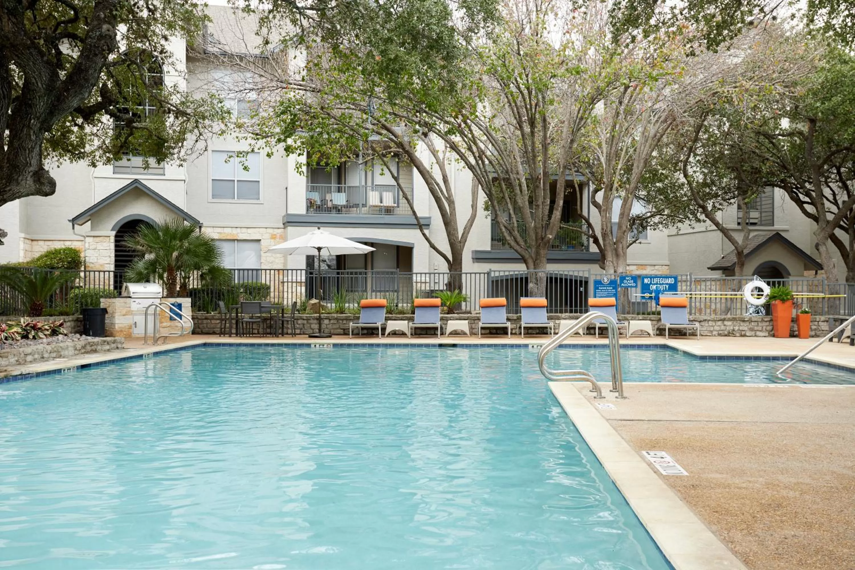 Swimming Pool in Sonder at Med Center