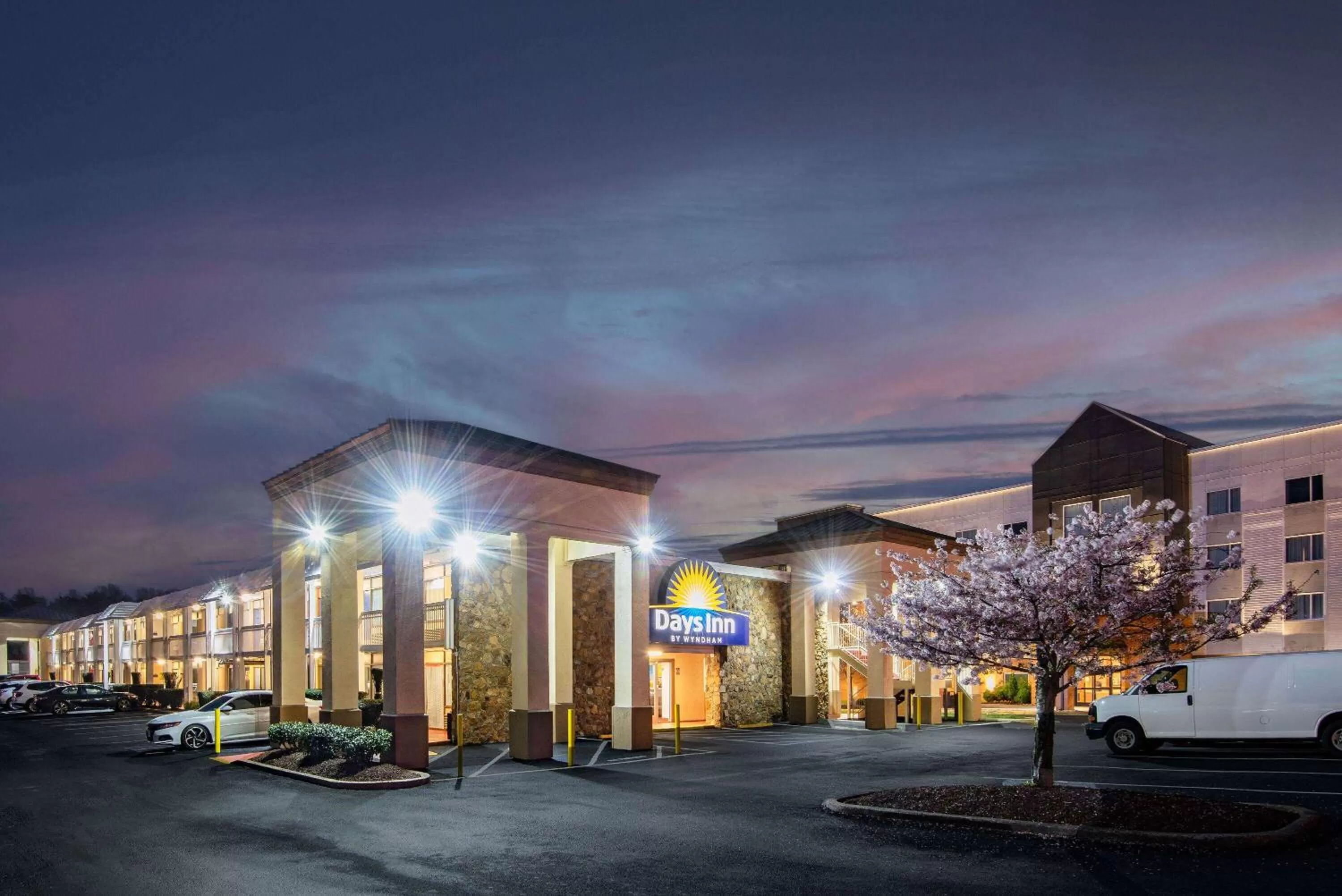 Property building in Days Inn by Wyndham Charlottesville/University Area