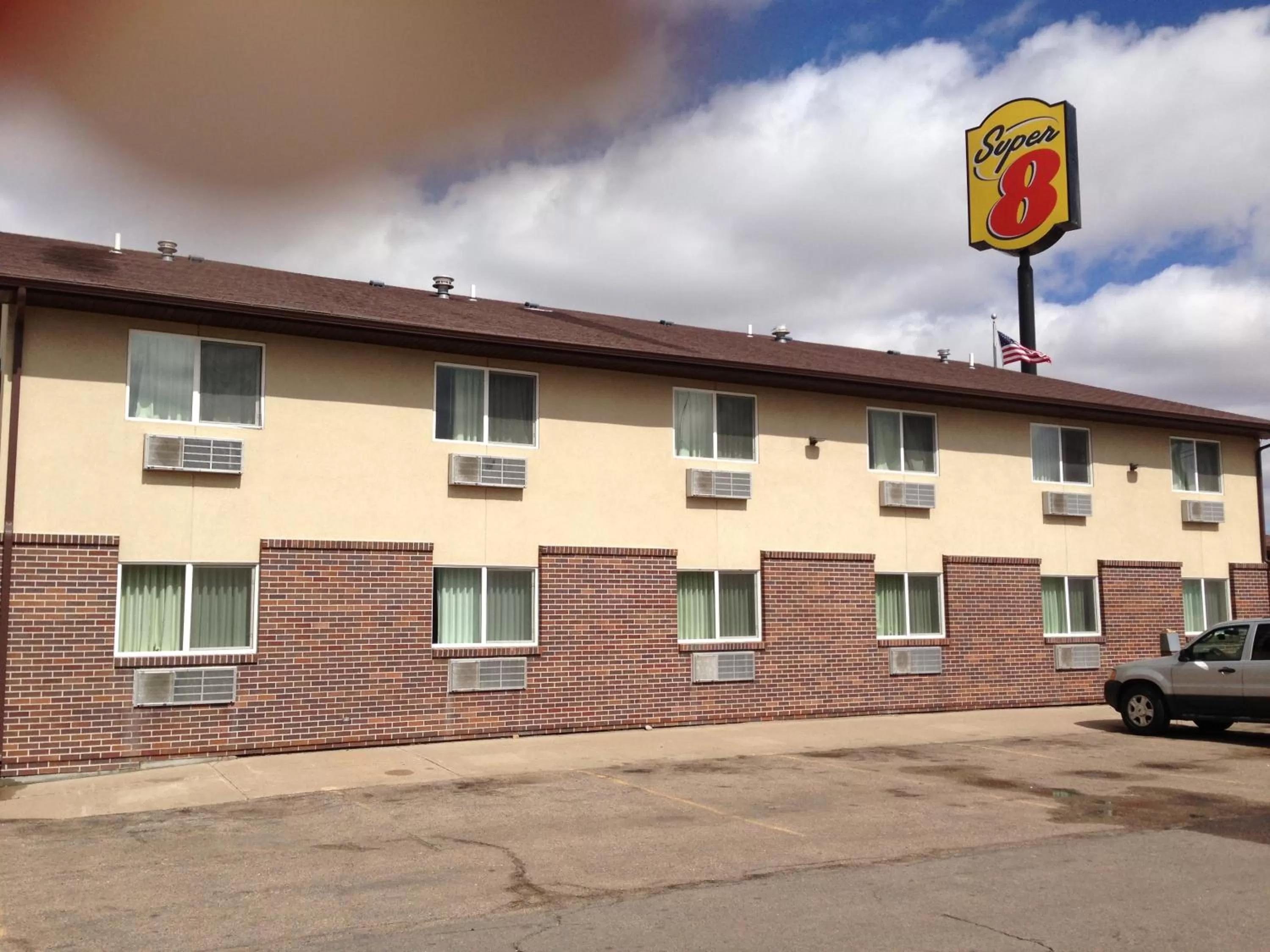 Facade/entrance in Super 8 by Wyndham North Platte