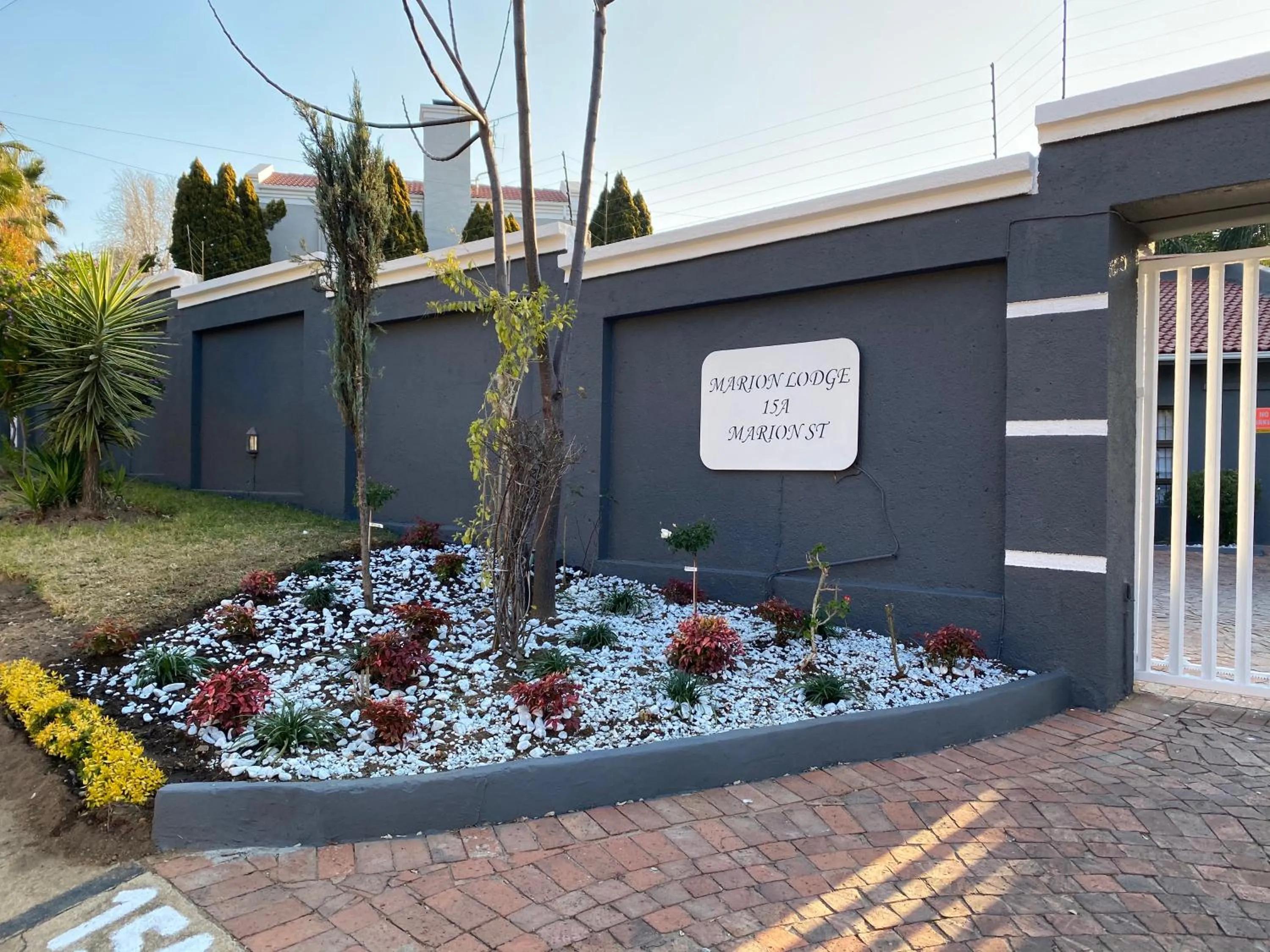 Property building in Marion Lodge