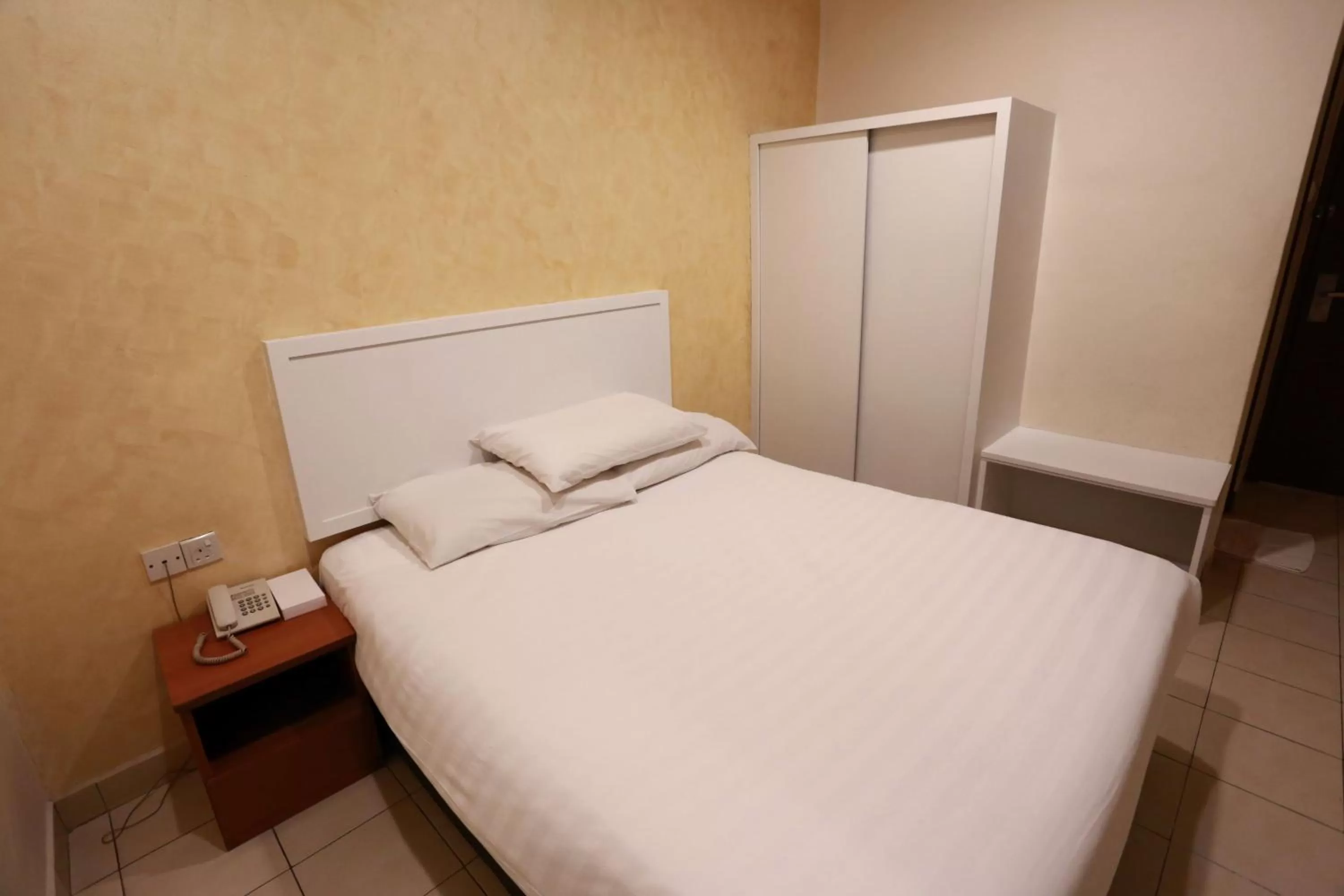 Bedroom, Bed in My Hotel Bukit Mertajam