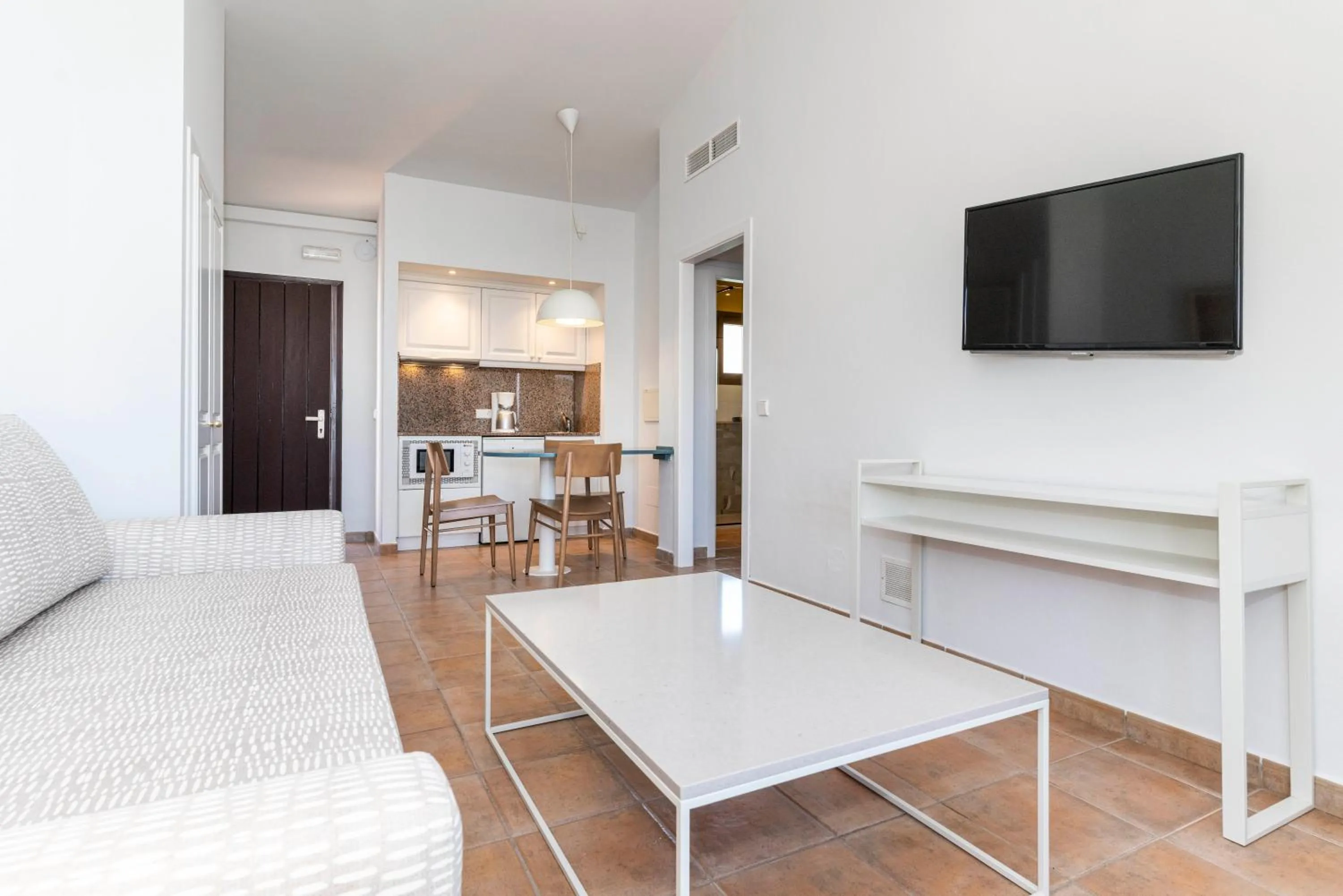 Living room in Aparthotel HG Cala Llonga