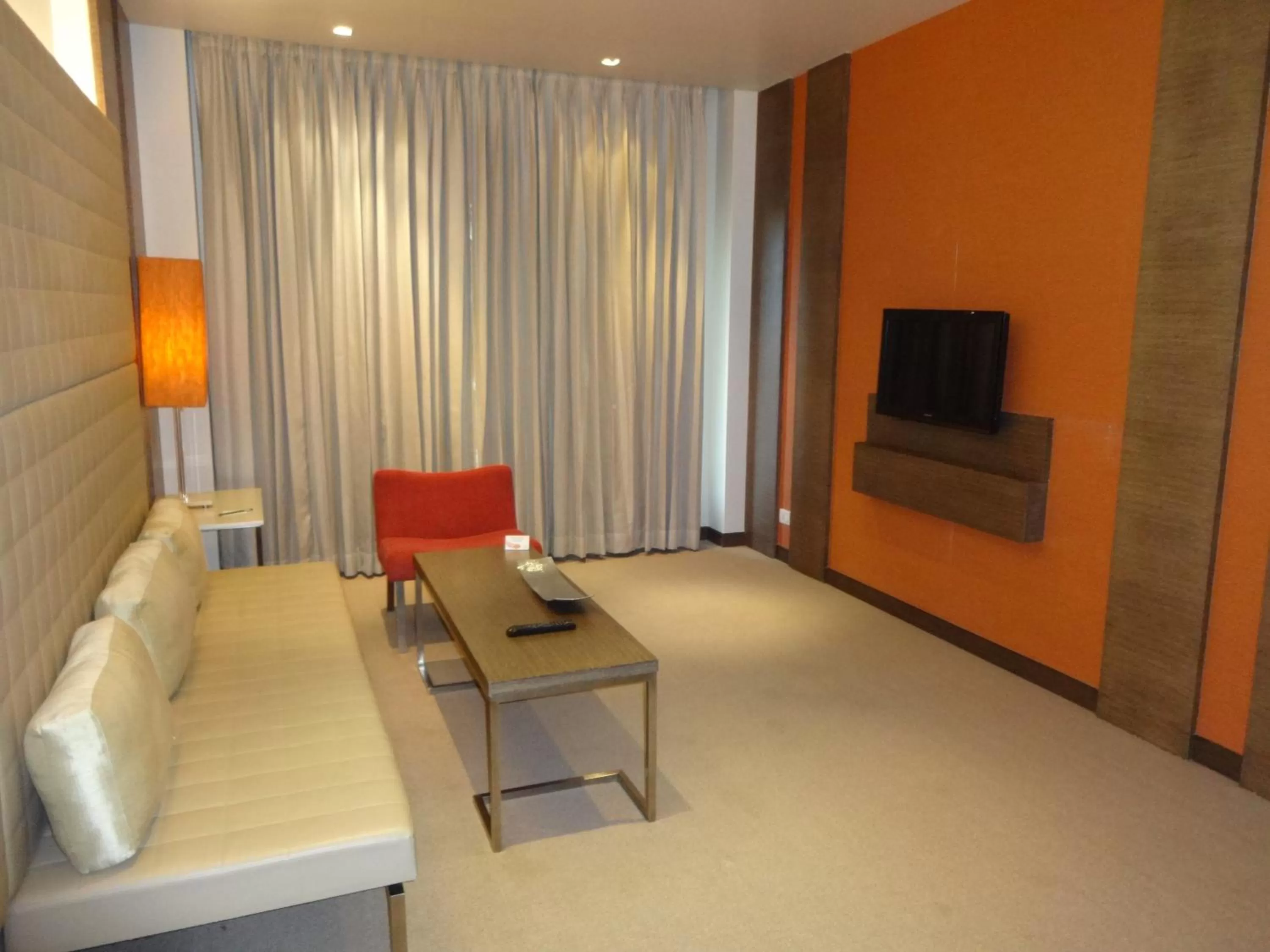 Living room, Seating Area in The Raintree, Anna Salai