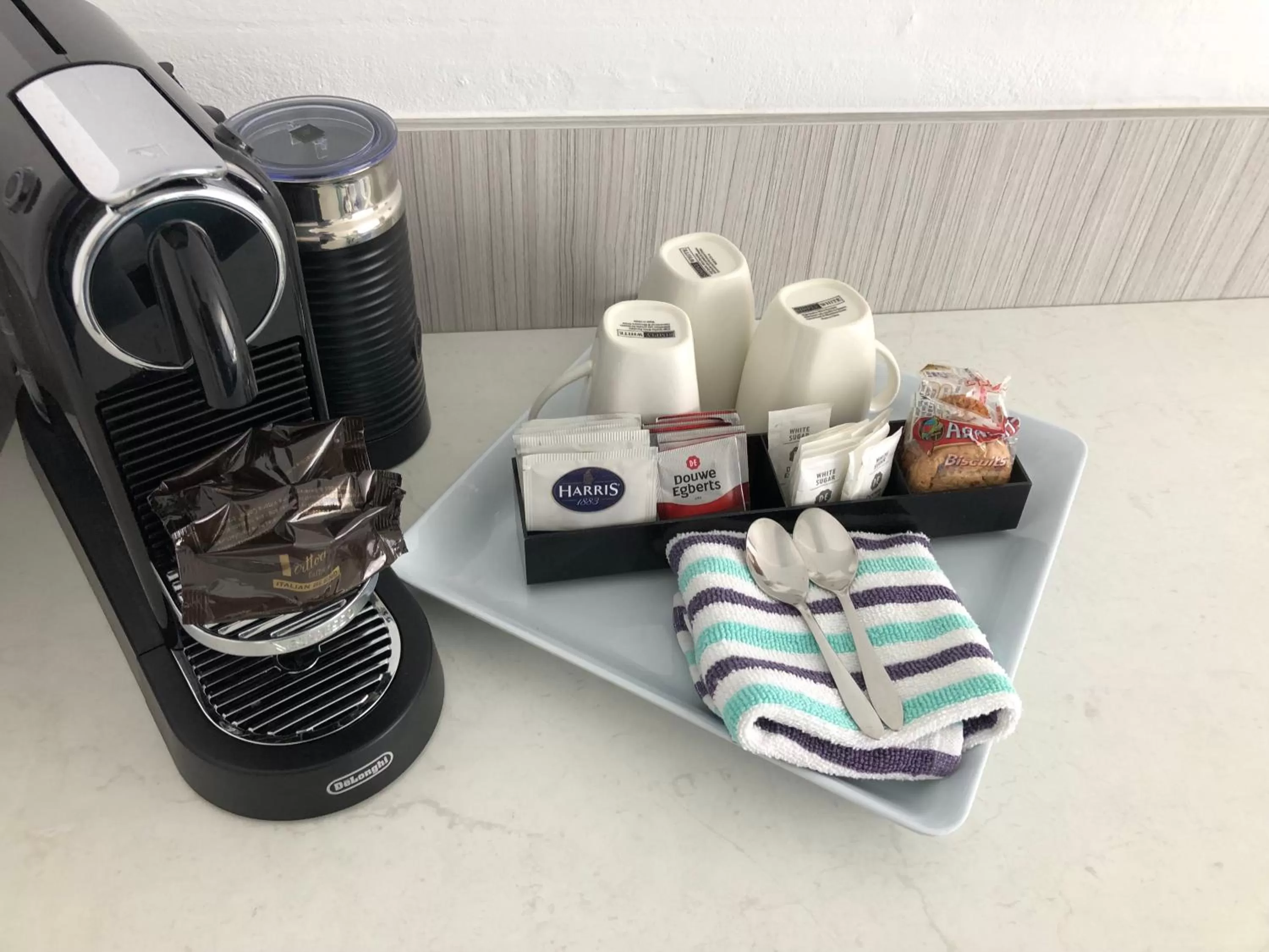 Coffee/tea facilities in Araluen Motor Lodge