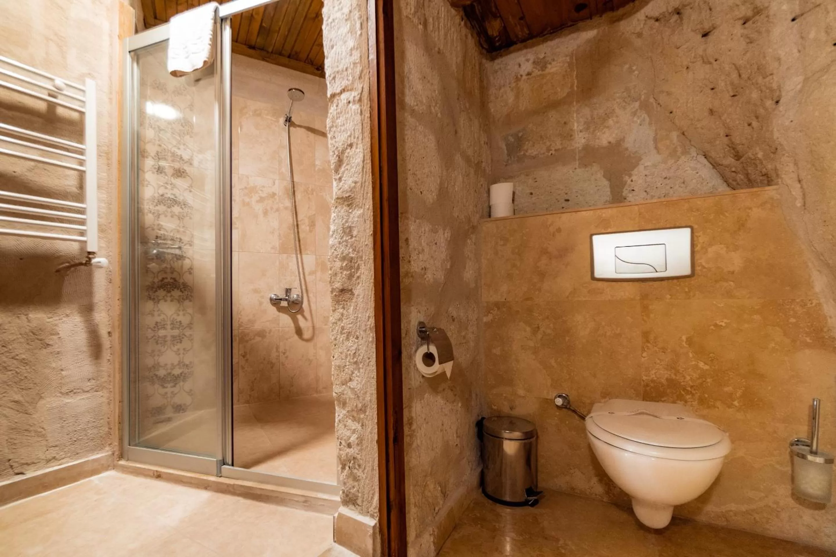 Shower in Amber Cave Suites
