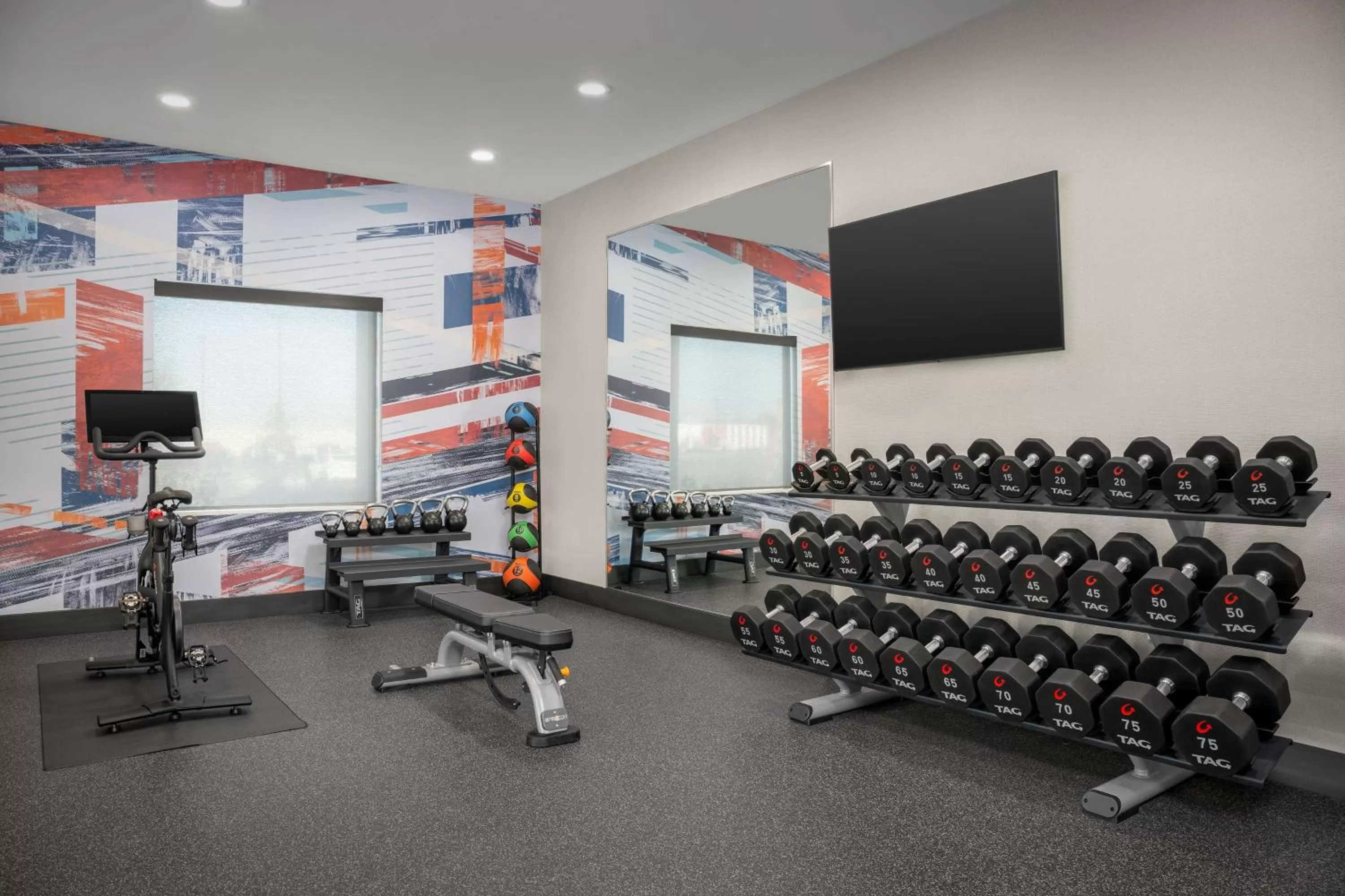 Fitness centre/facilities in Home2 Suites By Hilton Cullman