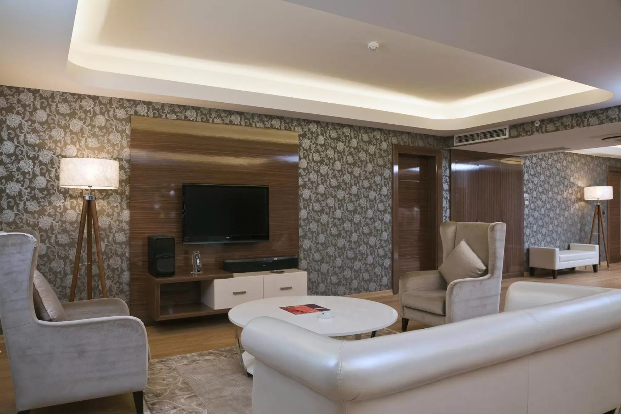 Living room in Anemon Grand Konya Otel