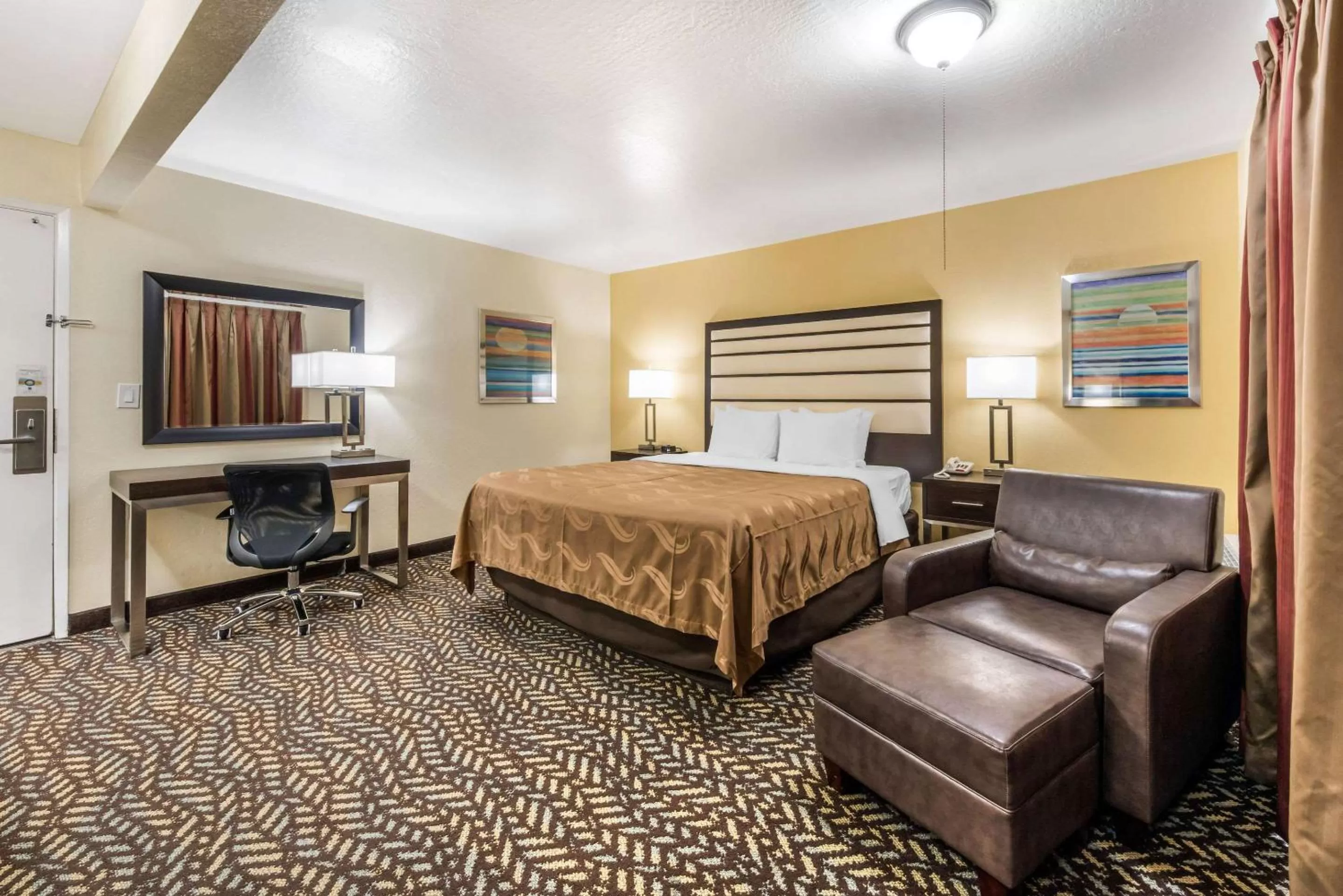 King Room with Balcony - Non-Smoking in Quality Inn & Suites Capitola