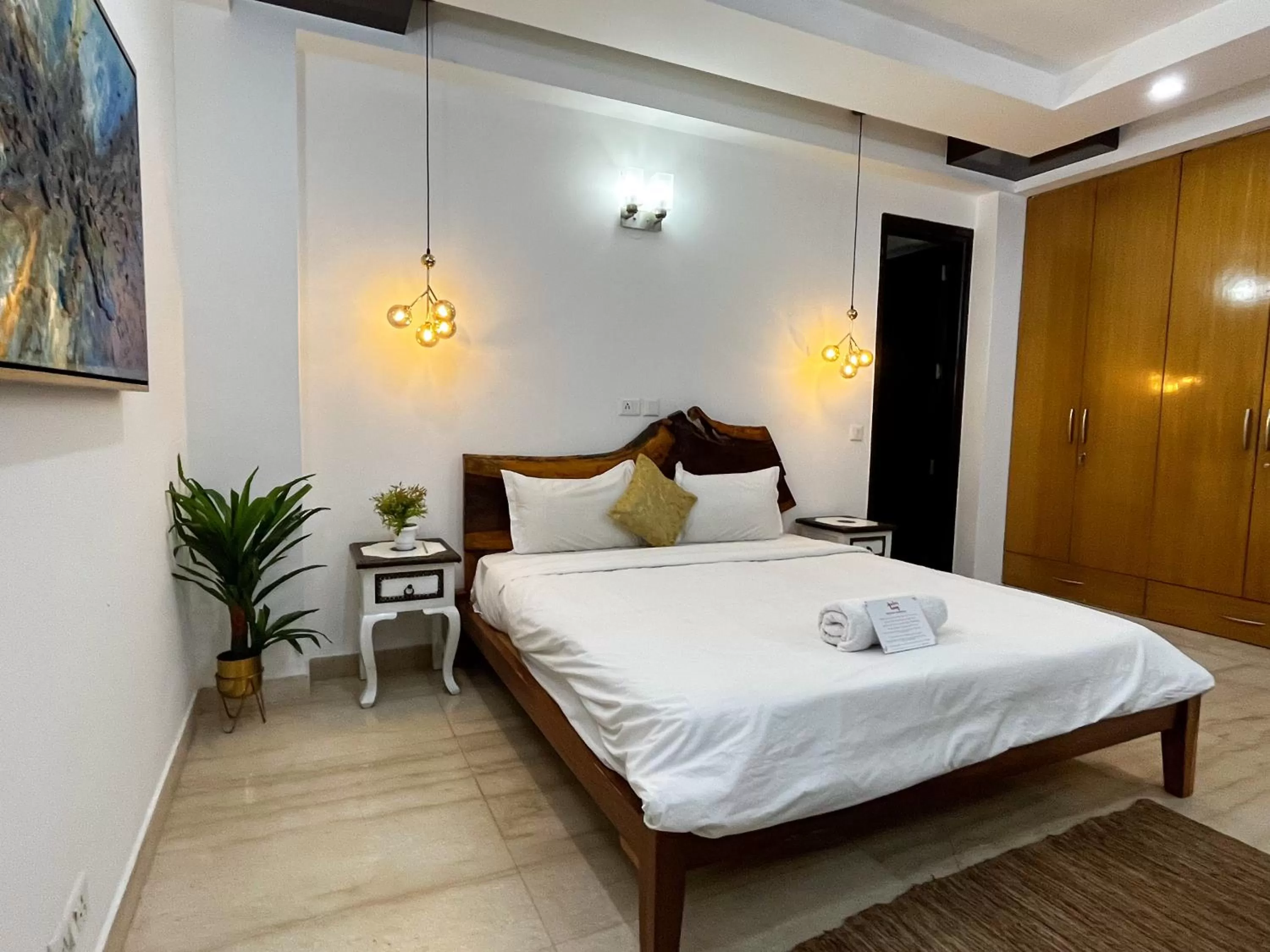 Bed in Avatar Living @Safdarjung Enclave