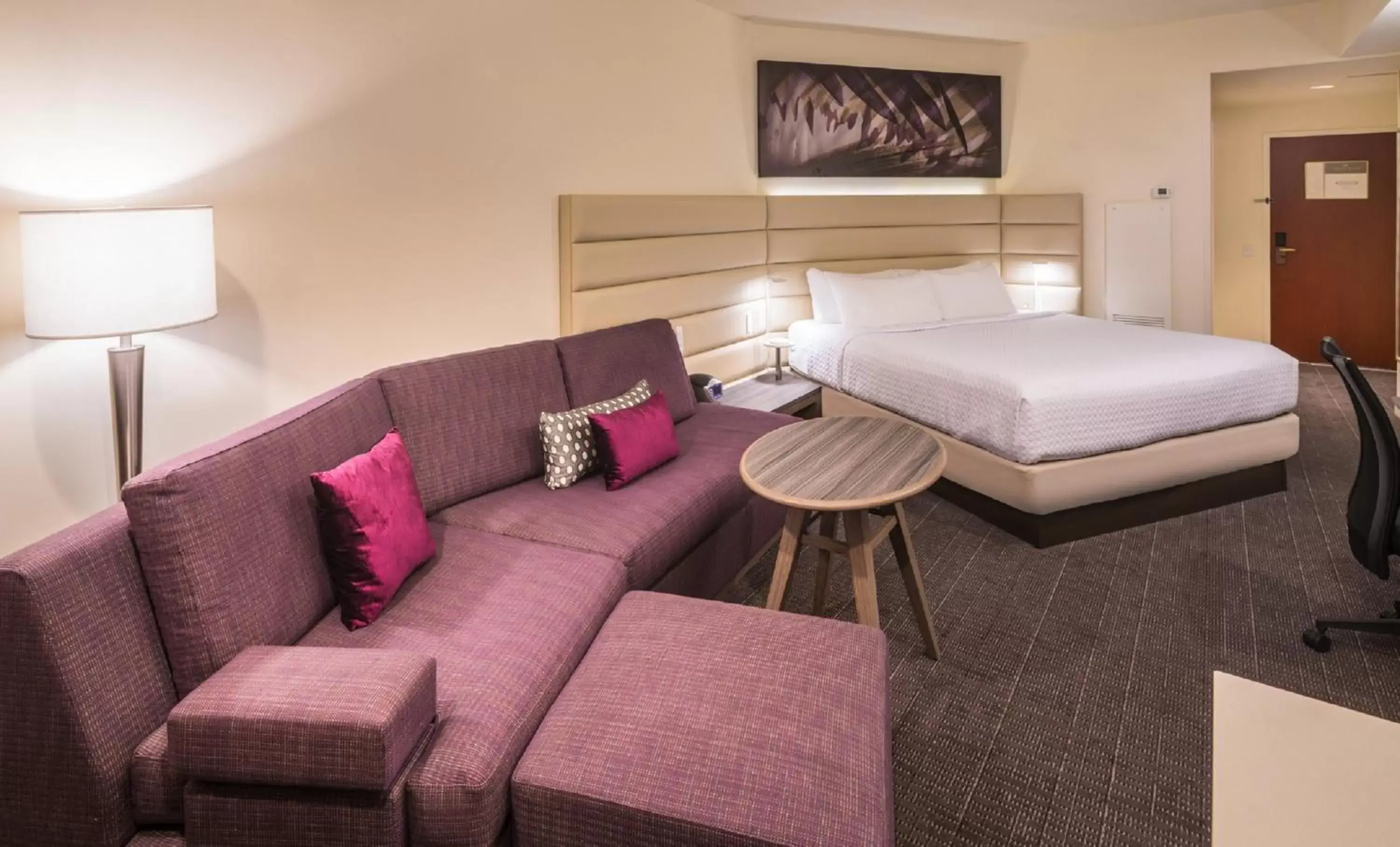 Standard King Room in Crowne Plaza Springfield Convention Center by IHG Standard King Room in Crowne Plaza Springfield Convention Center by IHG