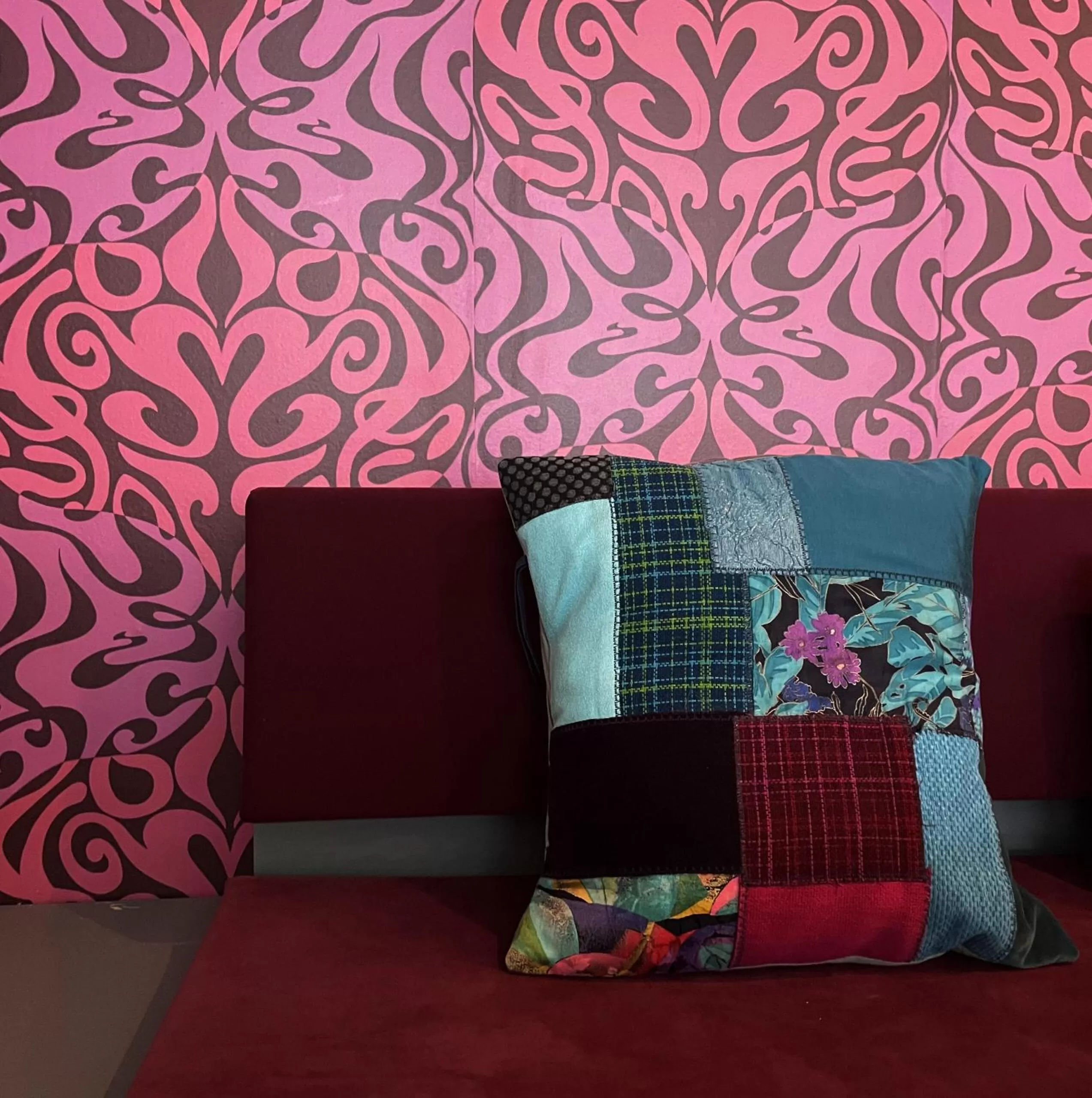 Communal lounge/ TV room in HOTEL N Hostel Malmö City