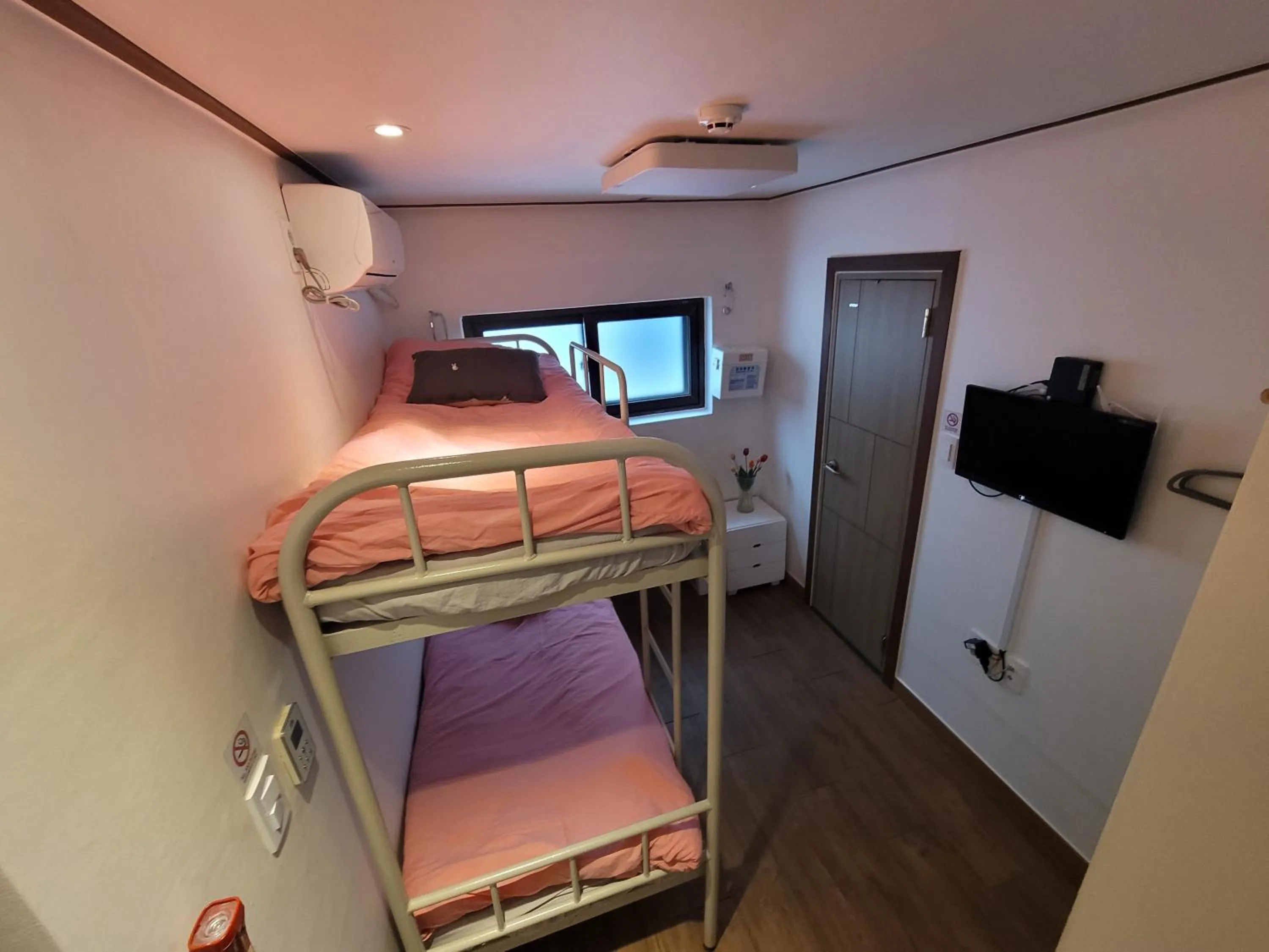 Photo of the whole room, Bed in Olive Hostel MyeongDong