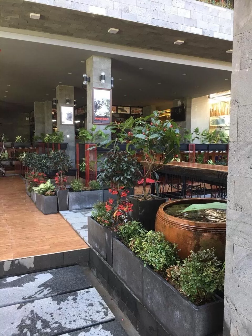 Restaurant/places to eat in Khách Sạn Hiệp Yến