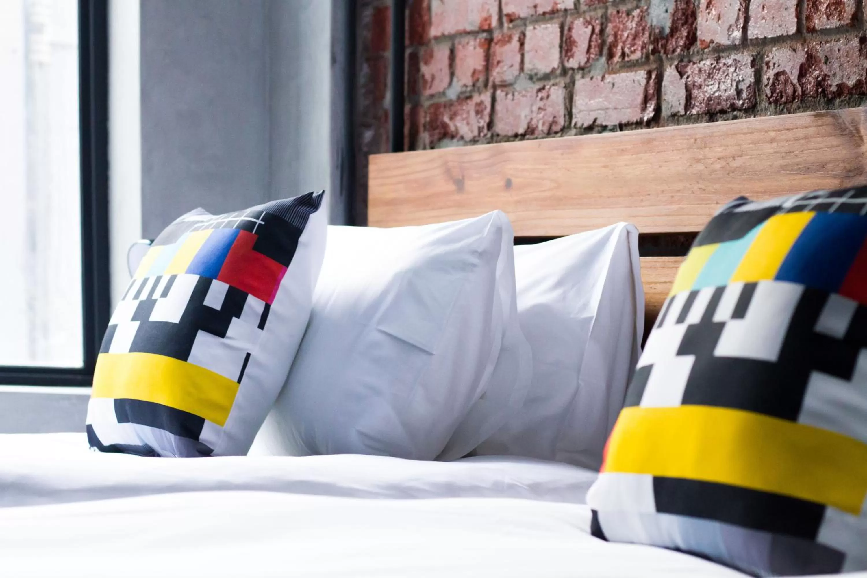 Bed in InnsCape on Castle Hotel