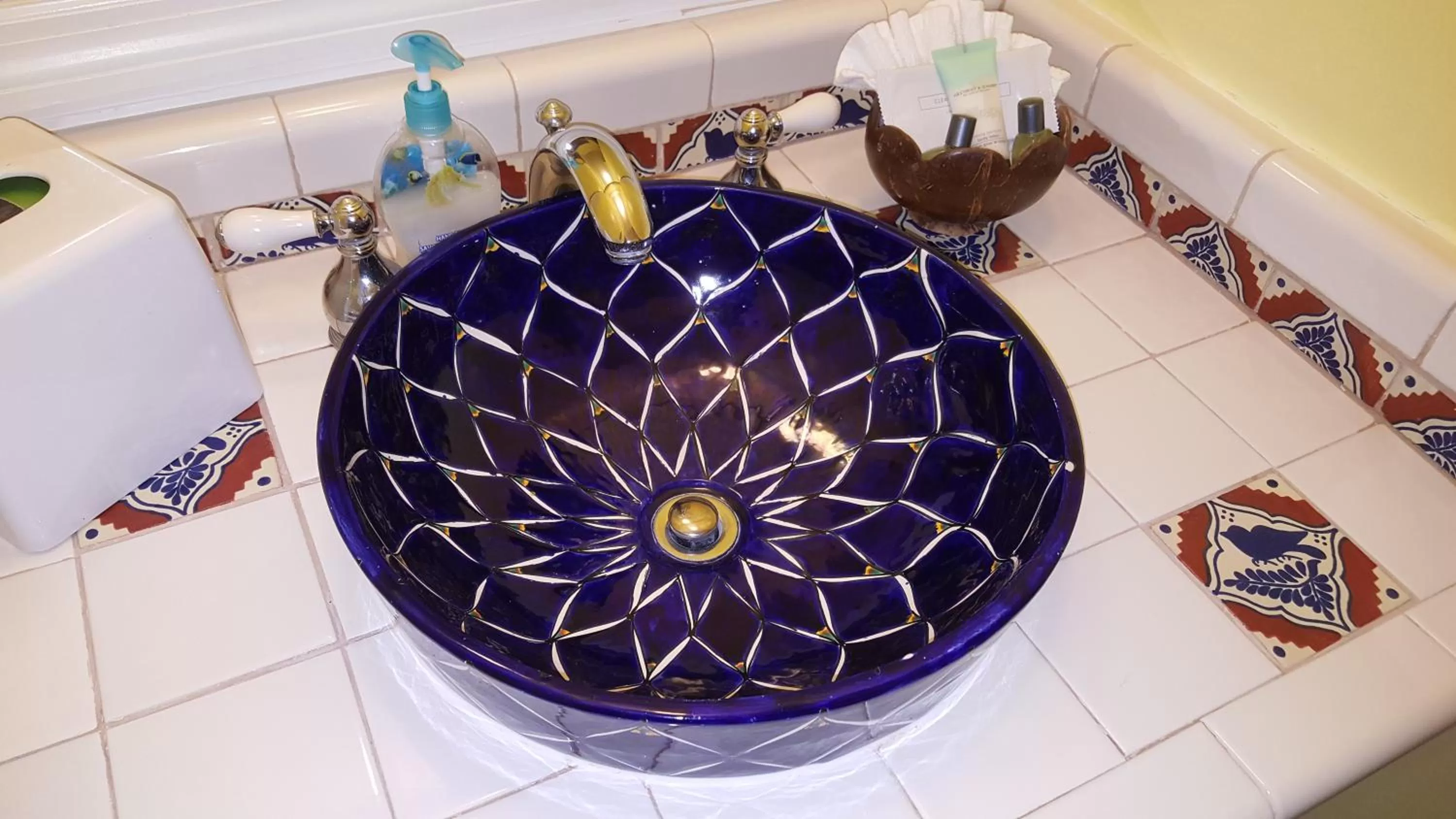 Bathroom in The Caribbean Court Boutique Hotel