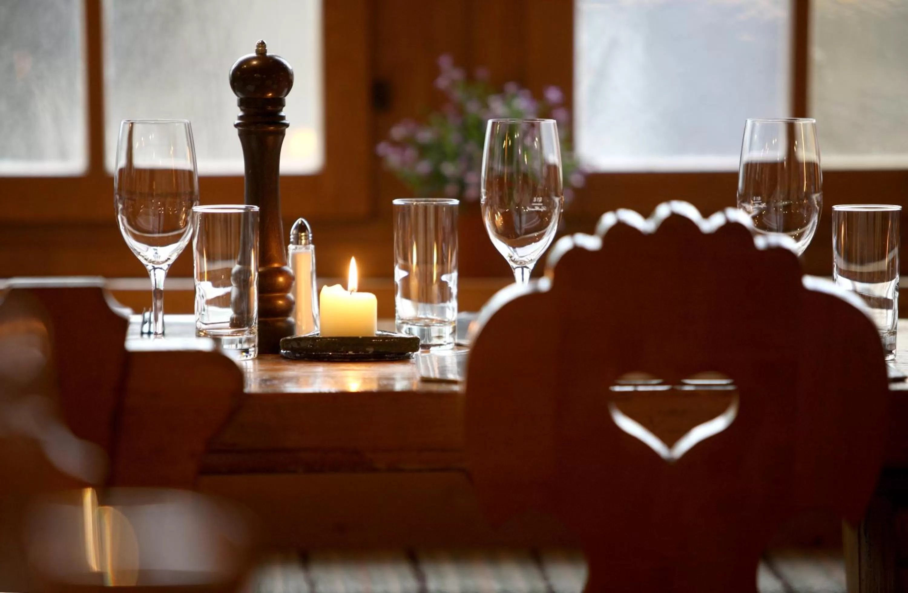 Restaurant/places to eat in Bernerhof Swiss Quality Hotel Gstaad