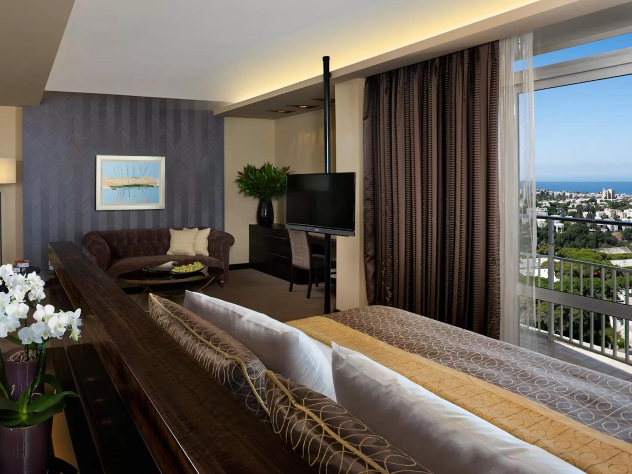 Bed in Dan Carmel Haifa