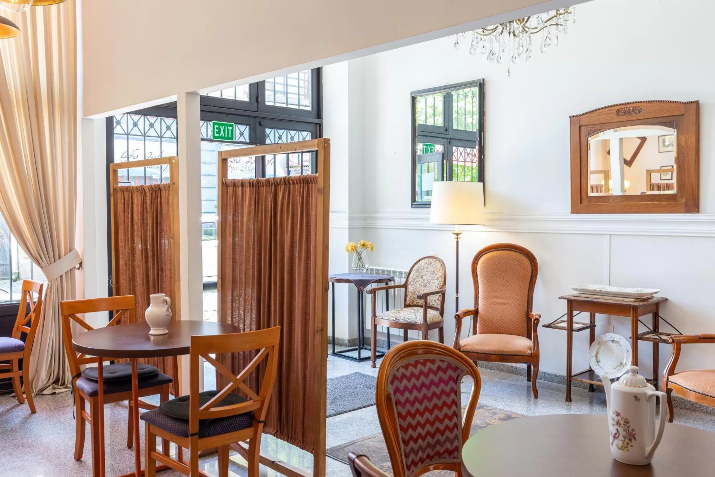 Lobby or reception in Hotel N16