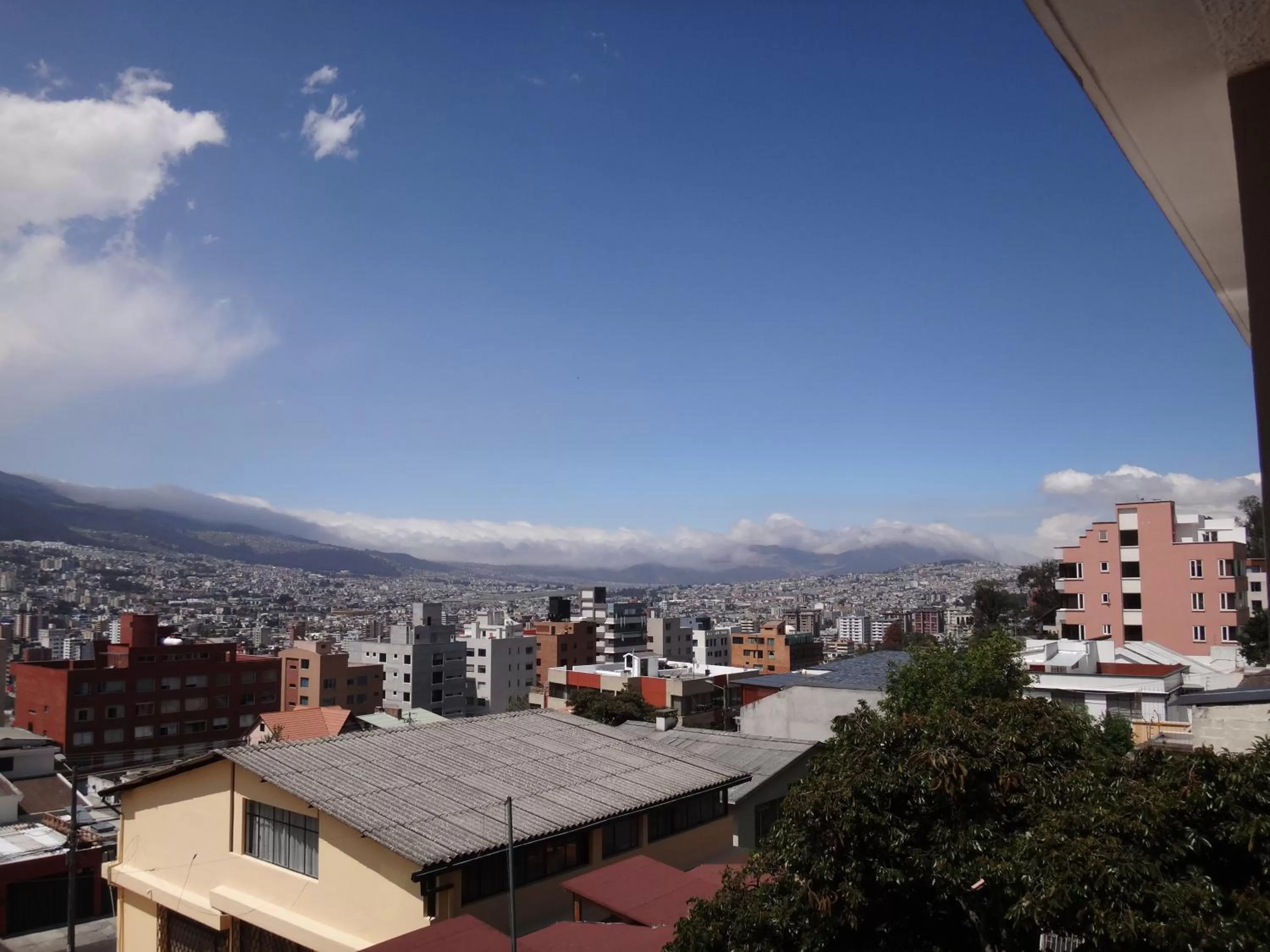 City view in Bed and Breakfast La Uvilla