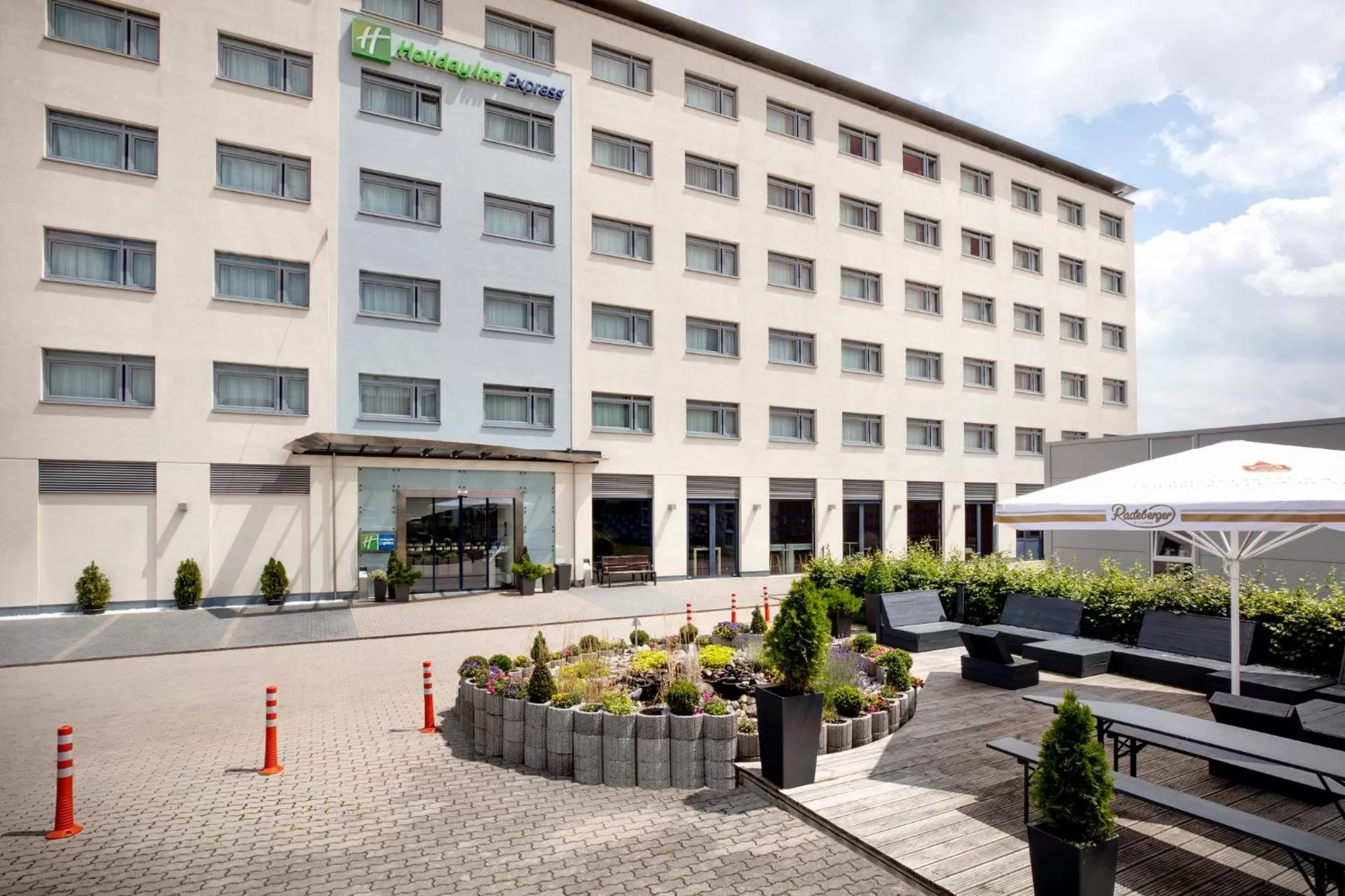 Property building in Holiday Inn Express München Messe by IHG