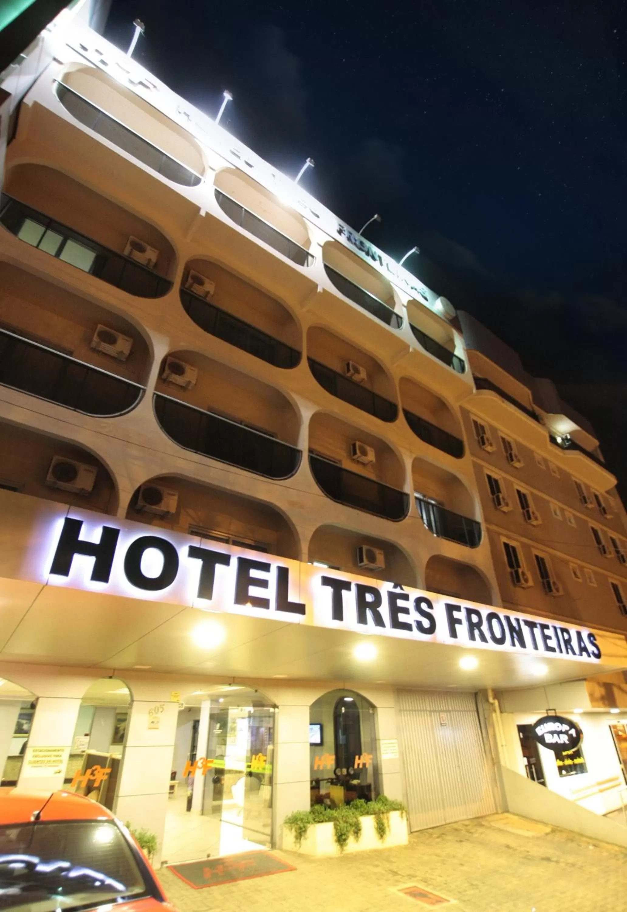 Facade/entrance in Hotel Três Fronteiras