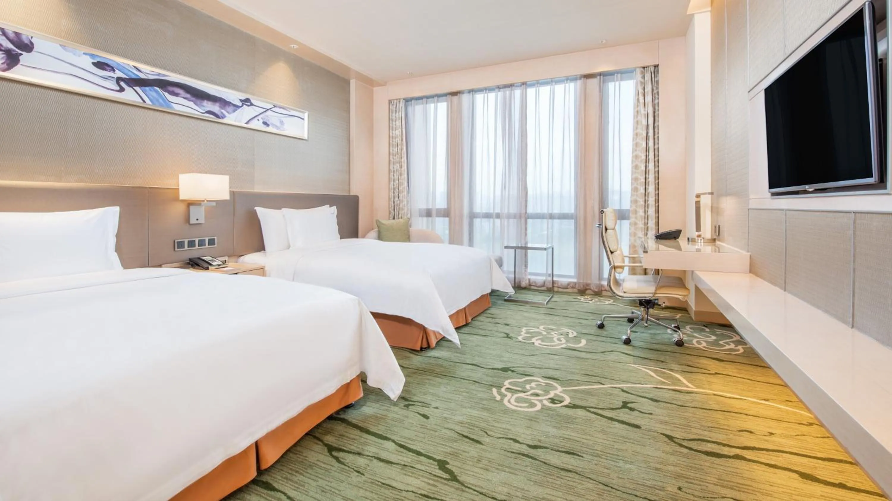 Photo of the whole room, Bed in Holiday Inn Chongqing University Town by IHG