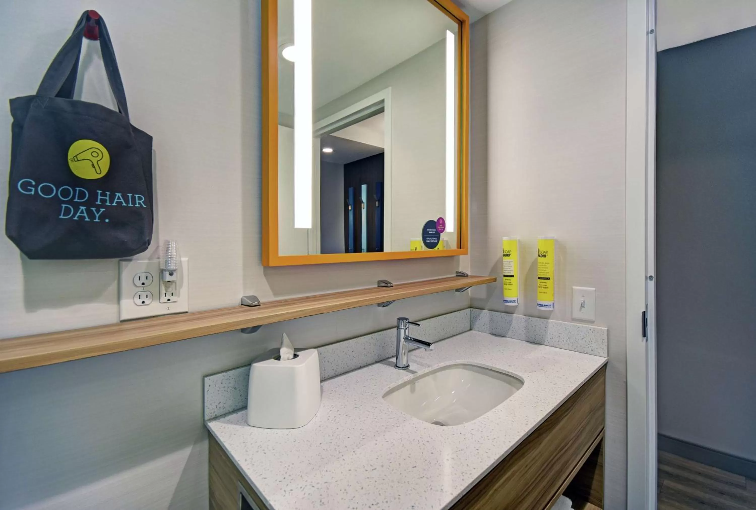 Bathroom in Tru By Hilton Portland Airport Area Me