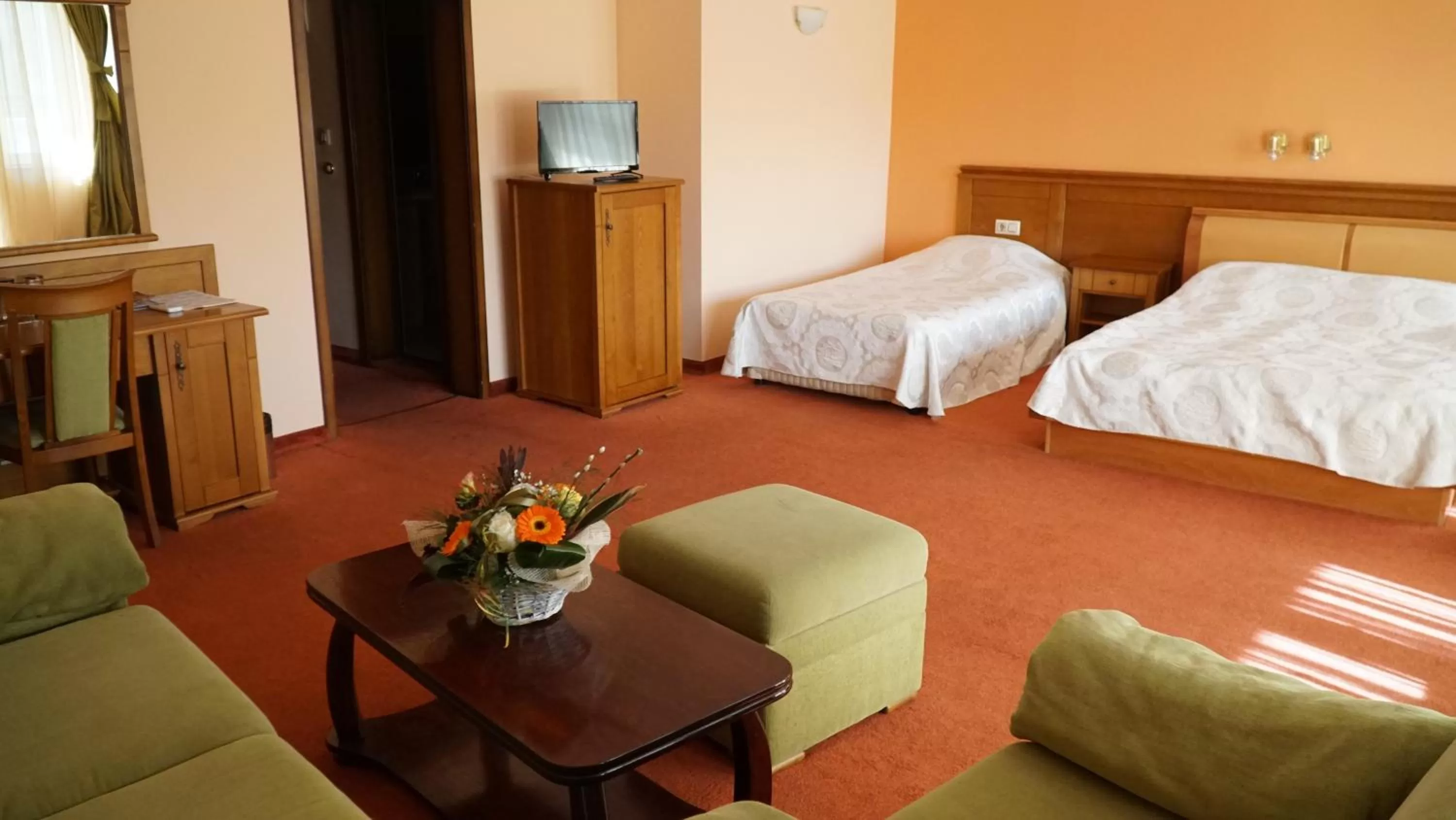 Bed in Troyan Plaza Hotel