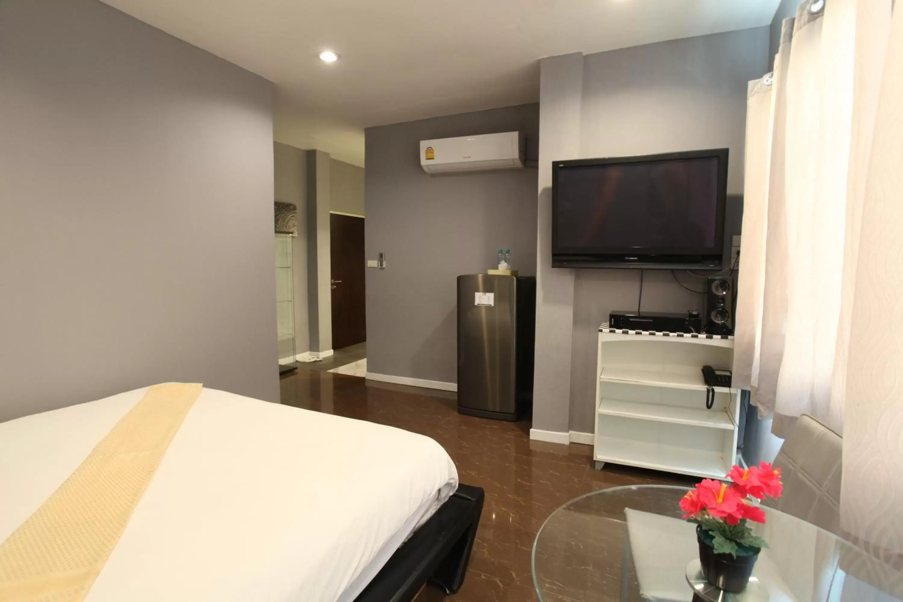 Deluxe King Room in DEL MAR RESIDENCE Deluxe King Room in DEL MAR RESIDENCE