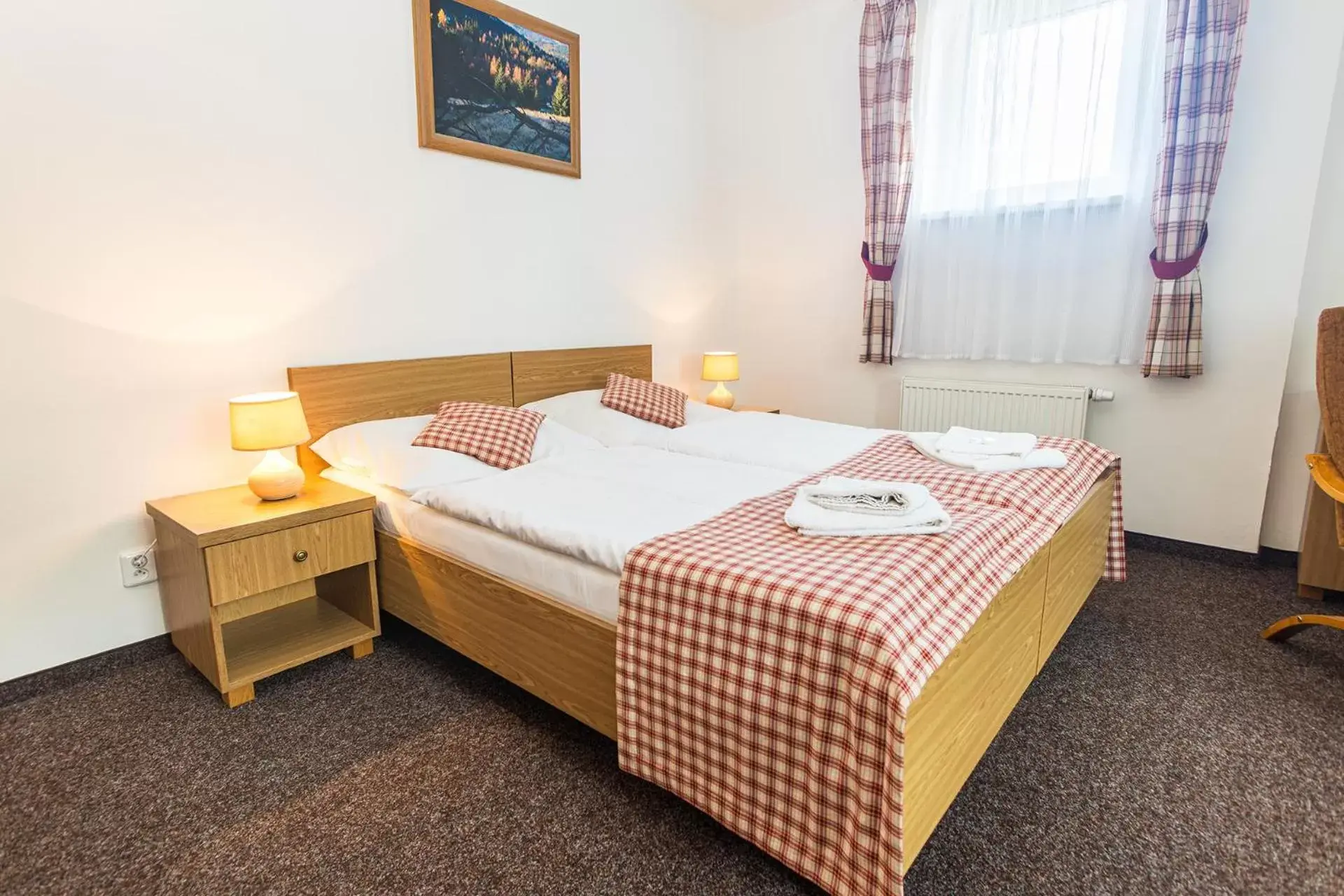 Quadruple Room with Bathroom in Hotel Seifert Quadruple Room with Bathroom in Hotel Seifert