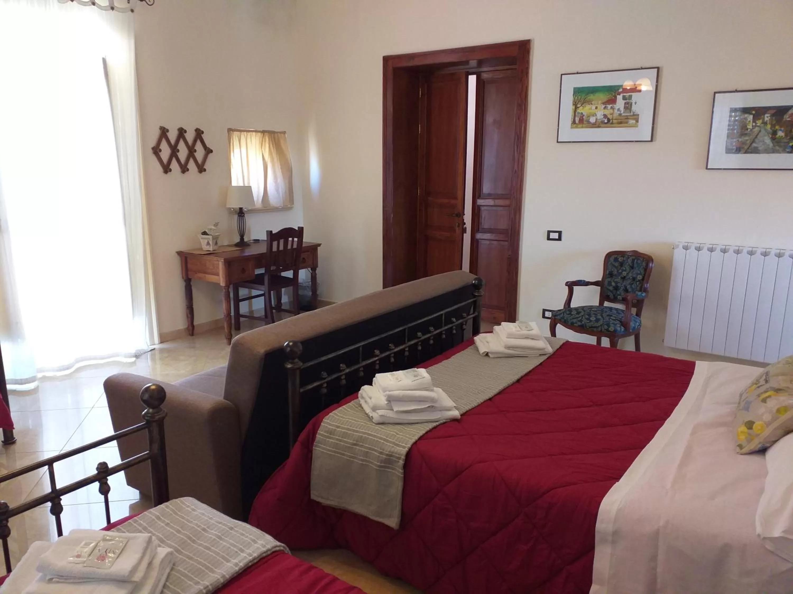 Bedroom, Bed in B&B Batarà - "La Terrazza del Centro"