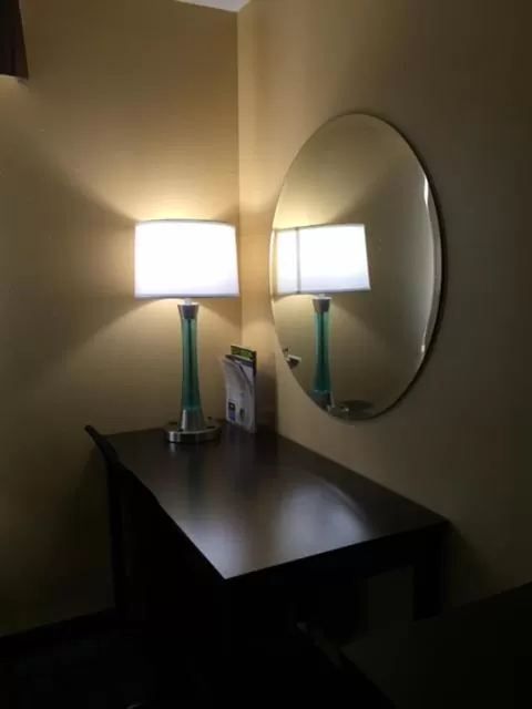 Super 8 by Wyndham Okawville