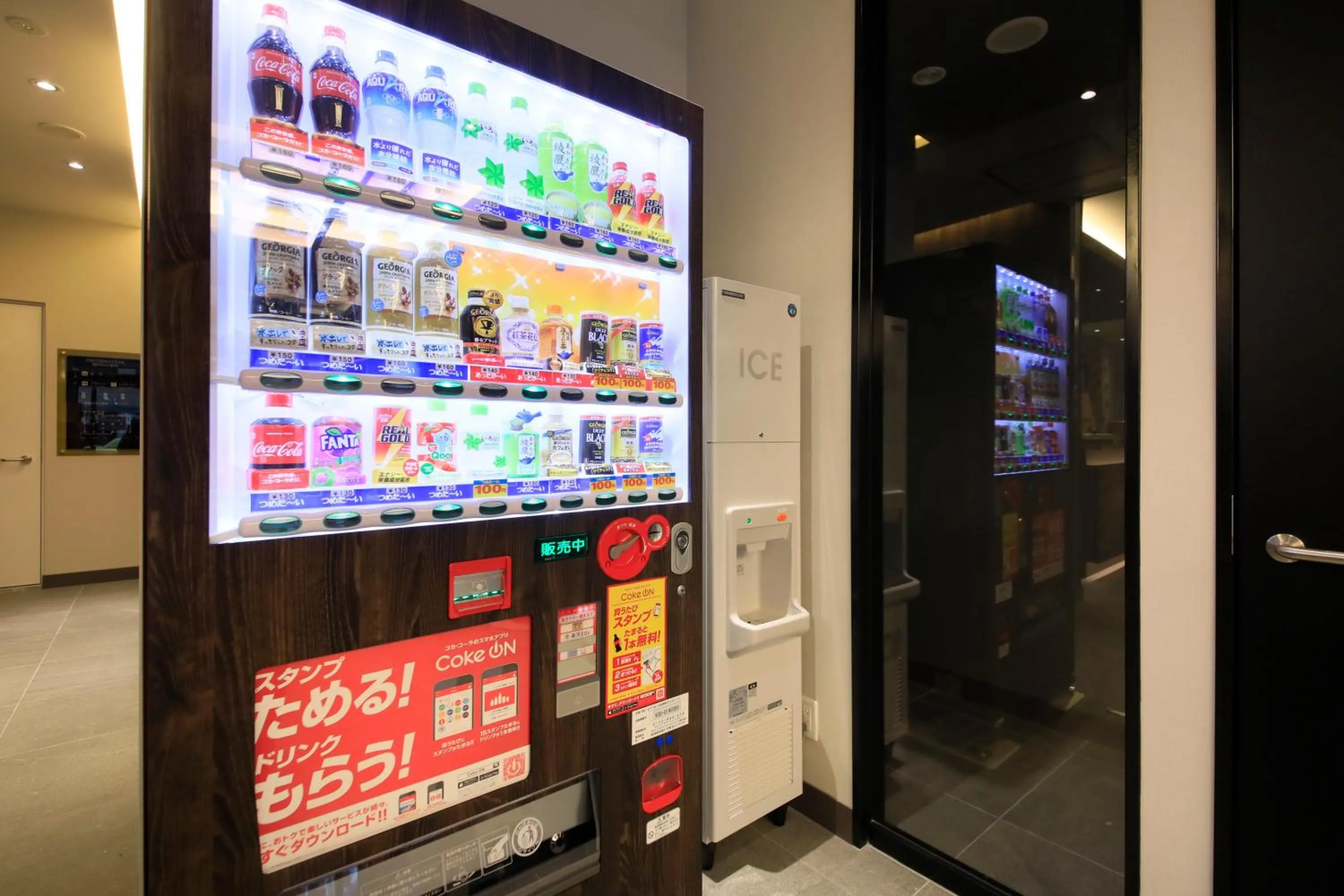 Food and drinks in Quintessa Hotel Fukuoka Tenjin Minami