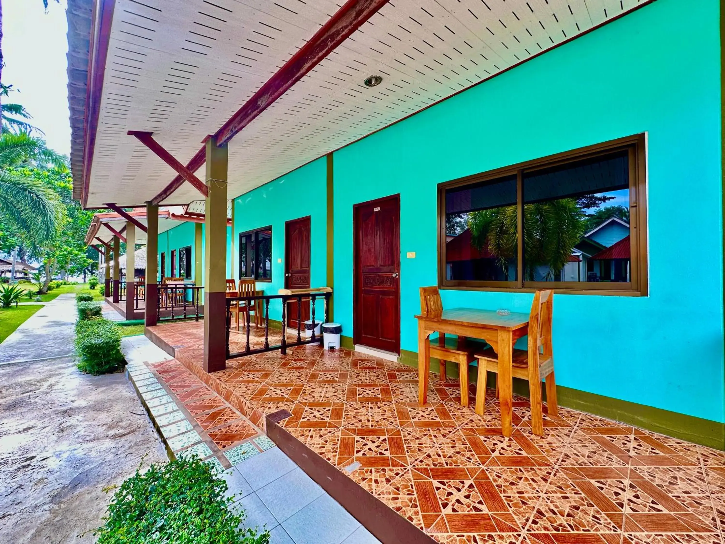 Large Double Room in Lanta L.D. Beach Bungalow Large Double Room in Lanta L.D. Beach Bungalow