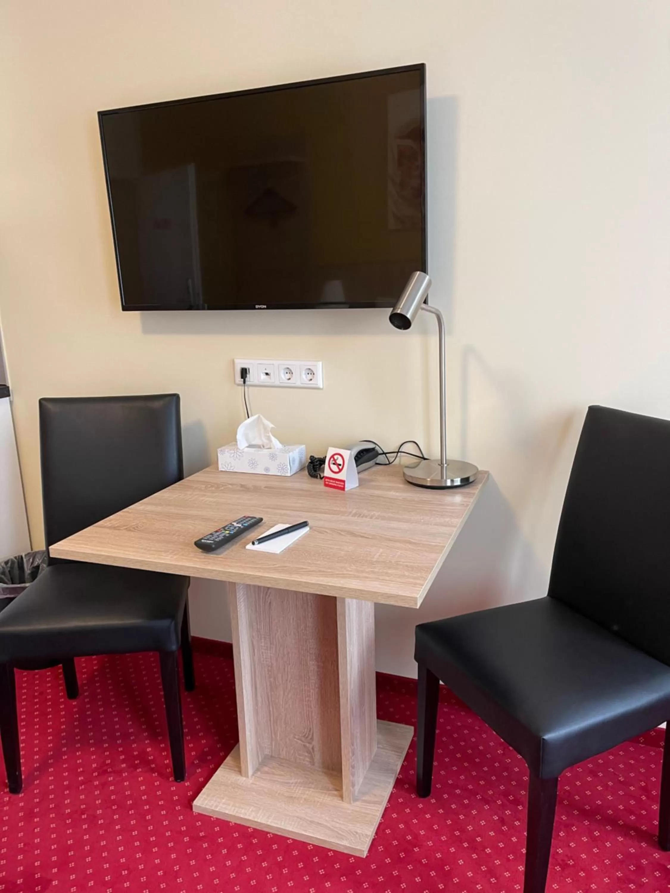 Seating area in Palm Premium Hotel & Apartments