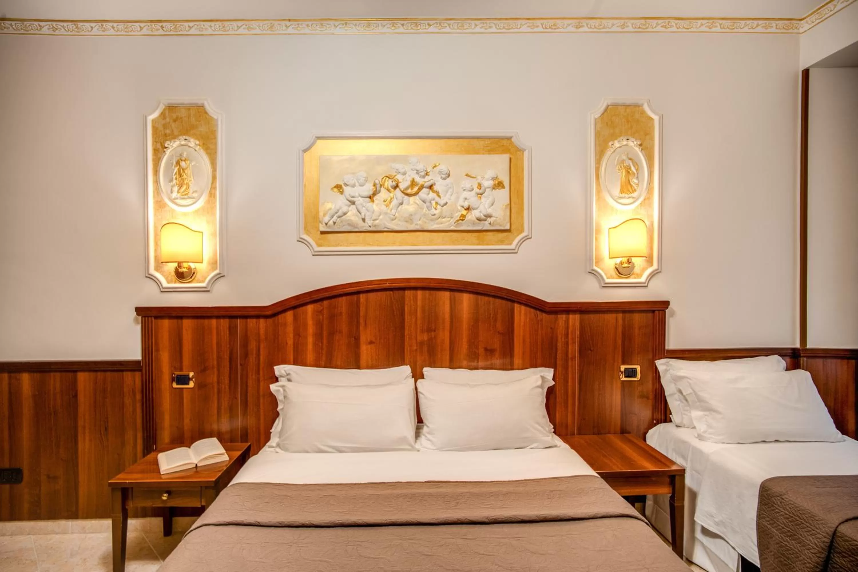 Photo of the whole room, Bed in Nakissa Inn