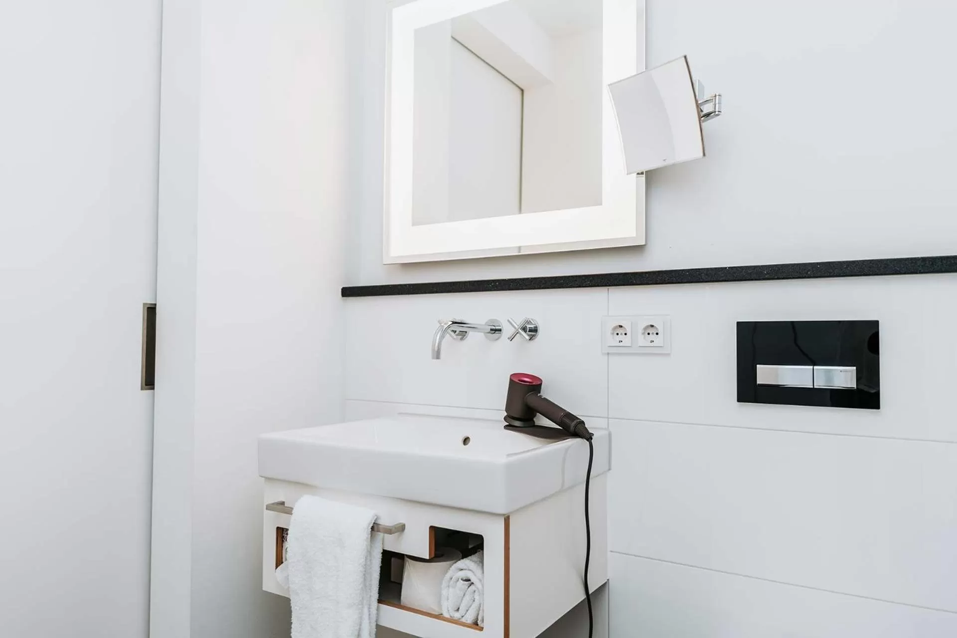 Bathroom in Abbate Boutique Hotel