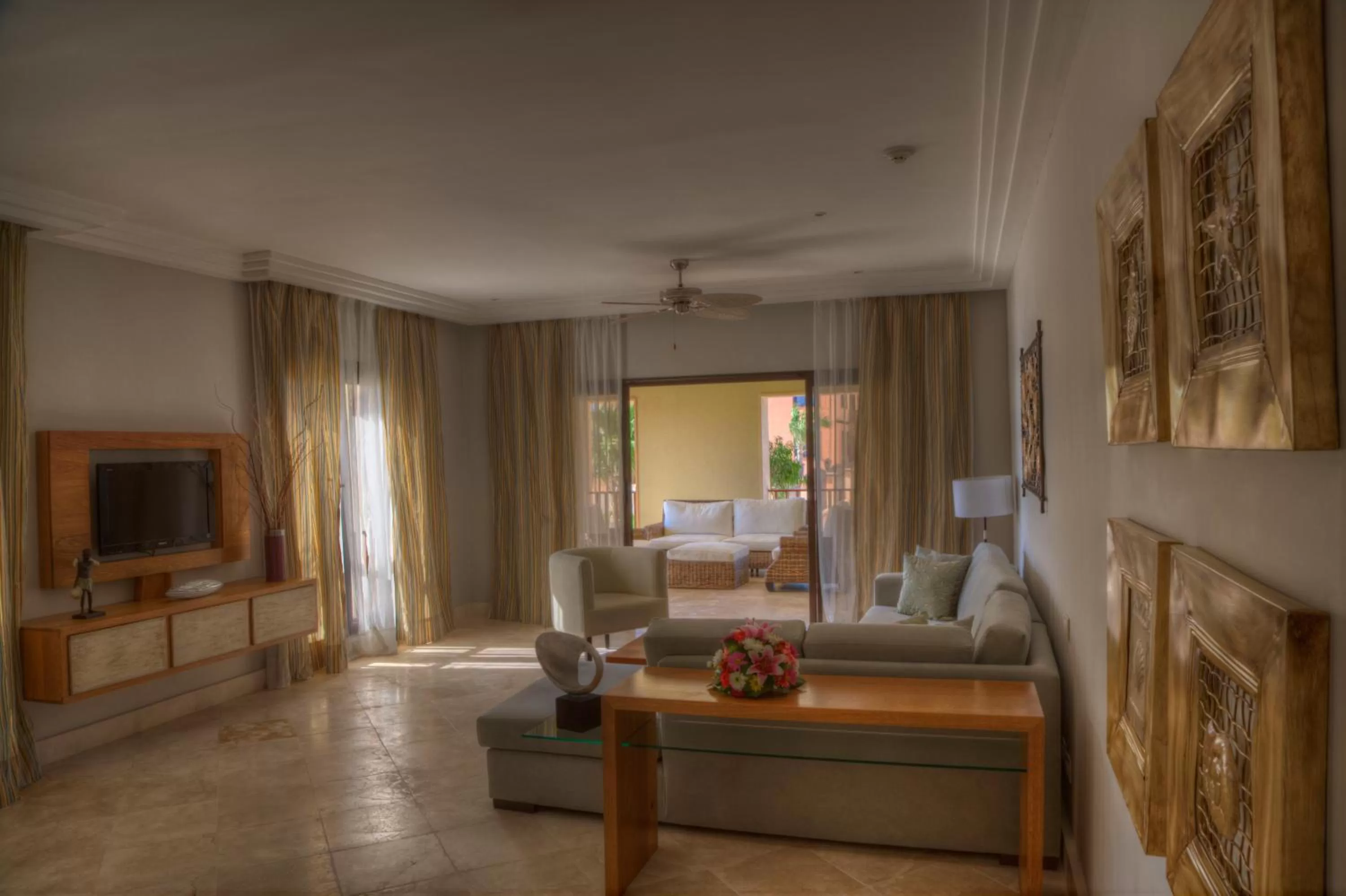 Living room, Bed in Fishing Lodge Cap Cana