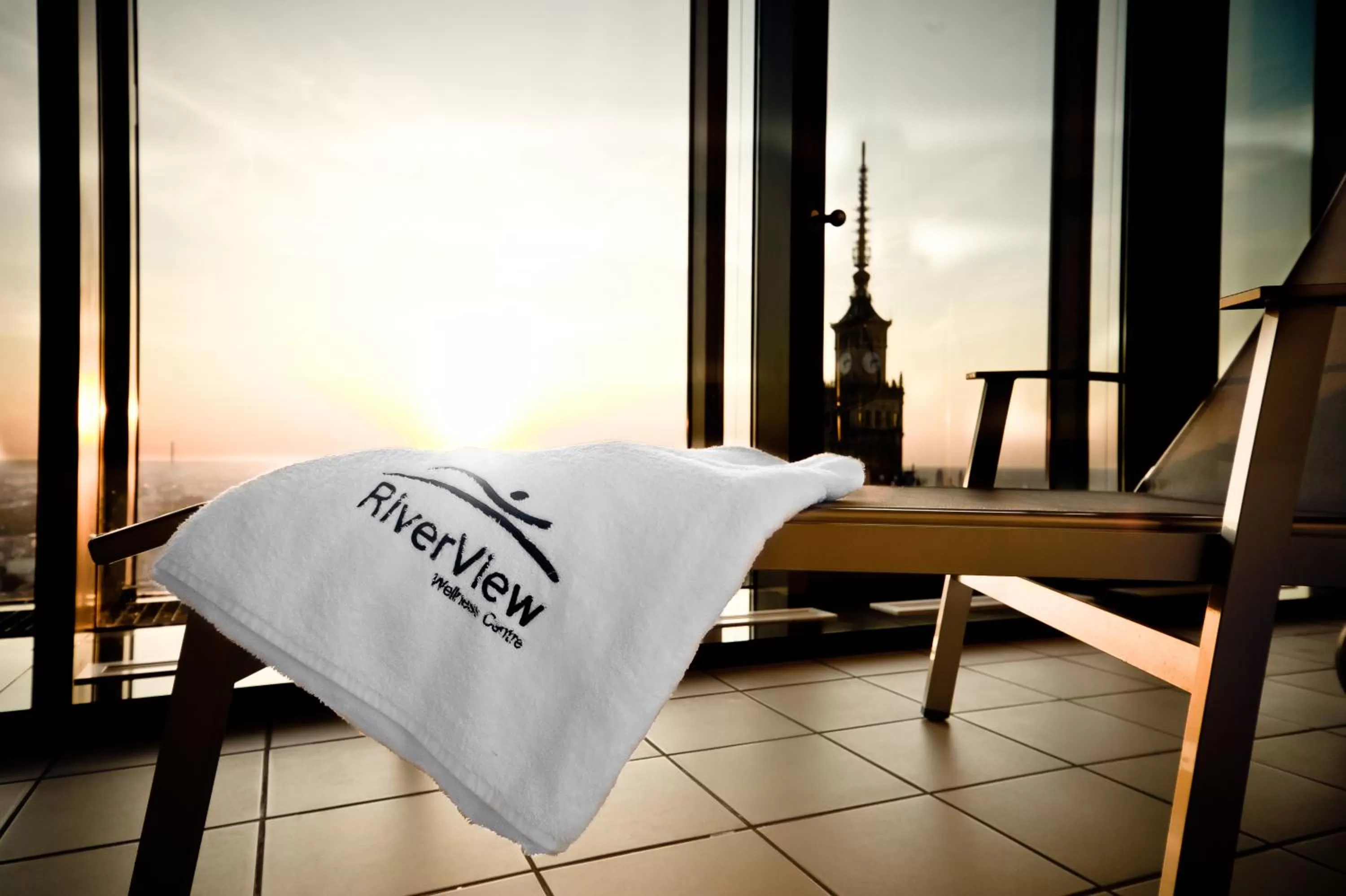 City view, Bed in InterContinental Warszawa by IHG