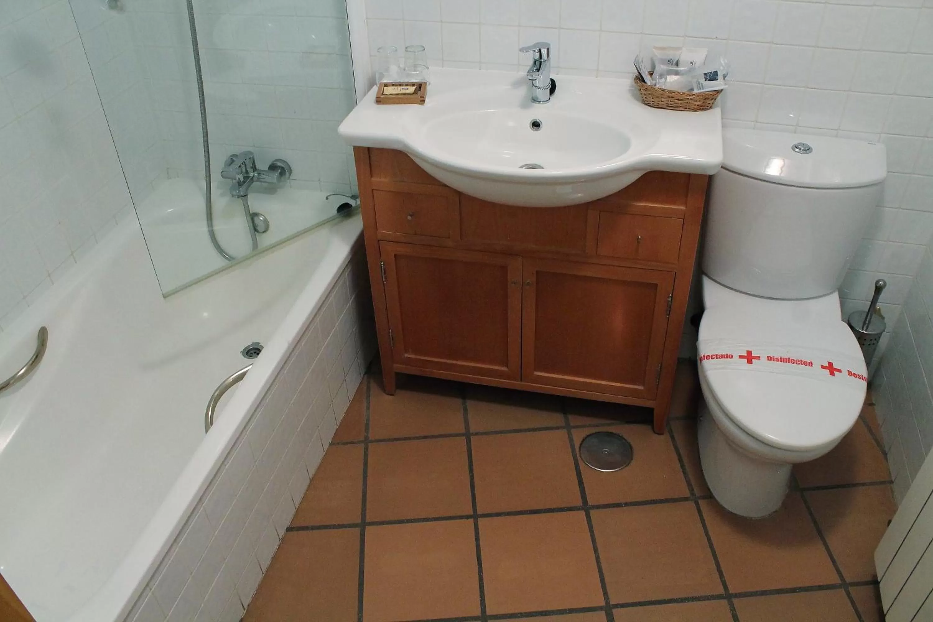 Bathroom in Hotel Sara De Ur