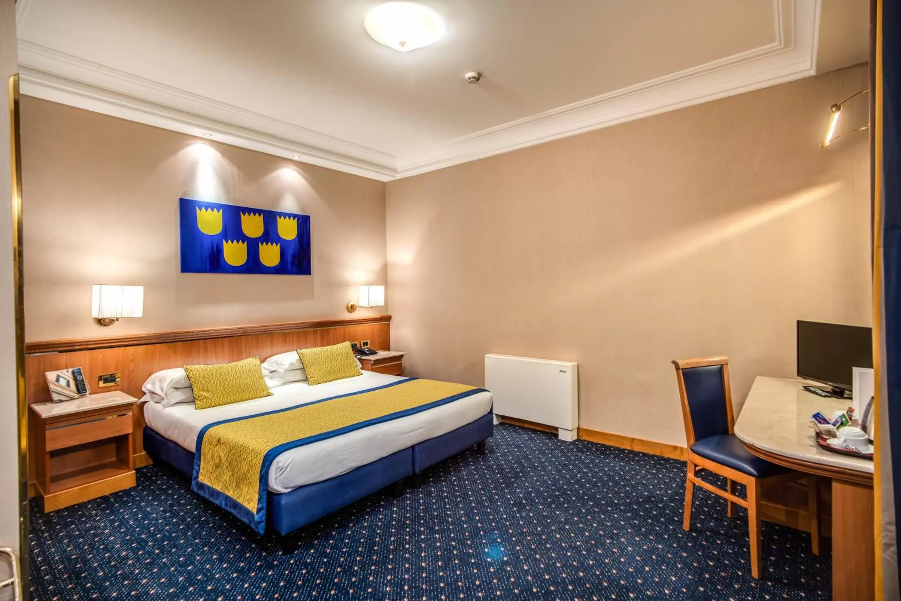 Triple Room in Hotel Diocleziano Triple Room in Hotel Diocleziano