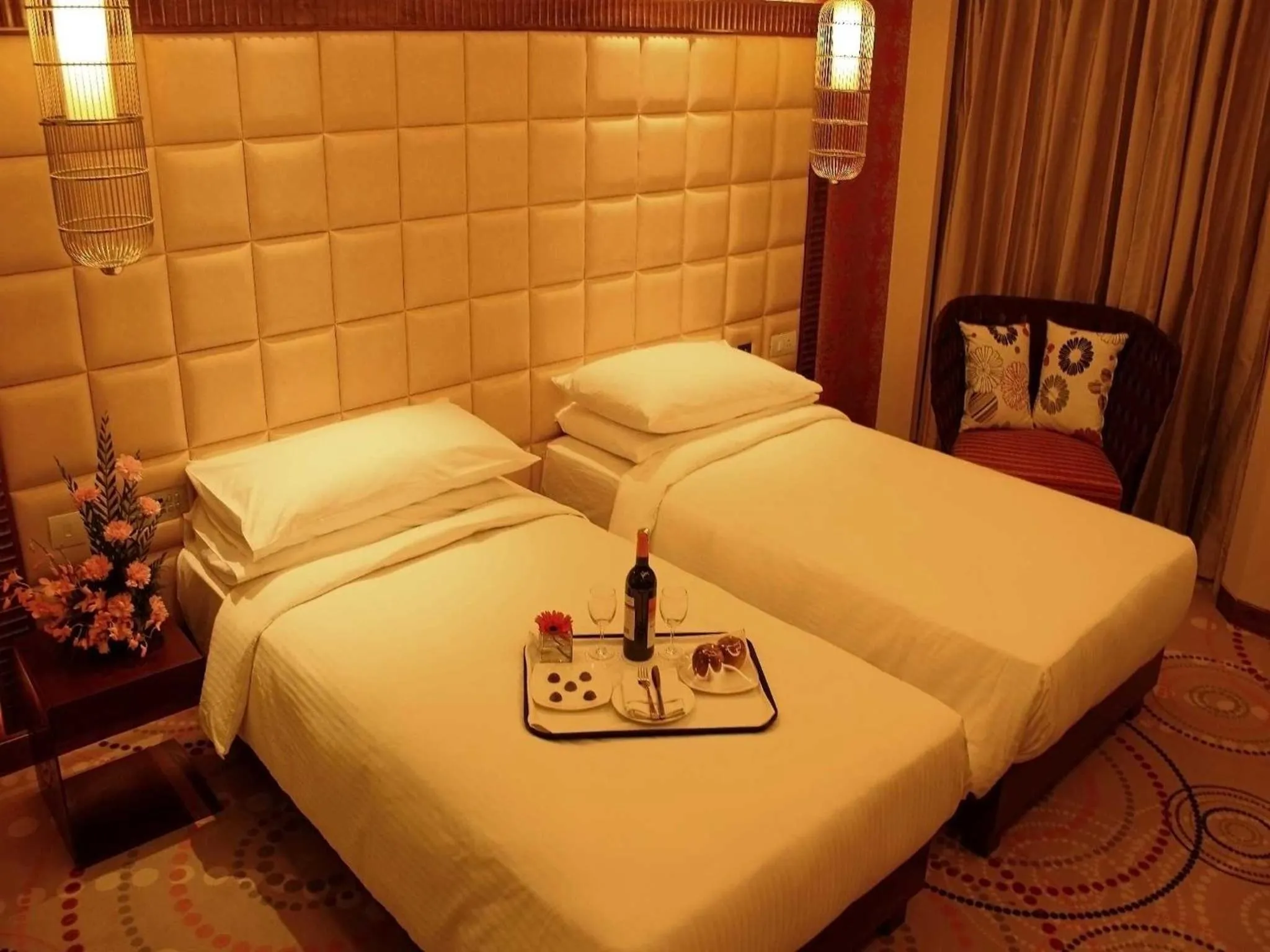 Superior Double Room Inclusive of Wi-Fi,  20% off on food & soft beverages in The Metropolitan Hotel & Spa New Delhi
