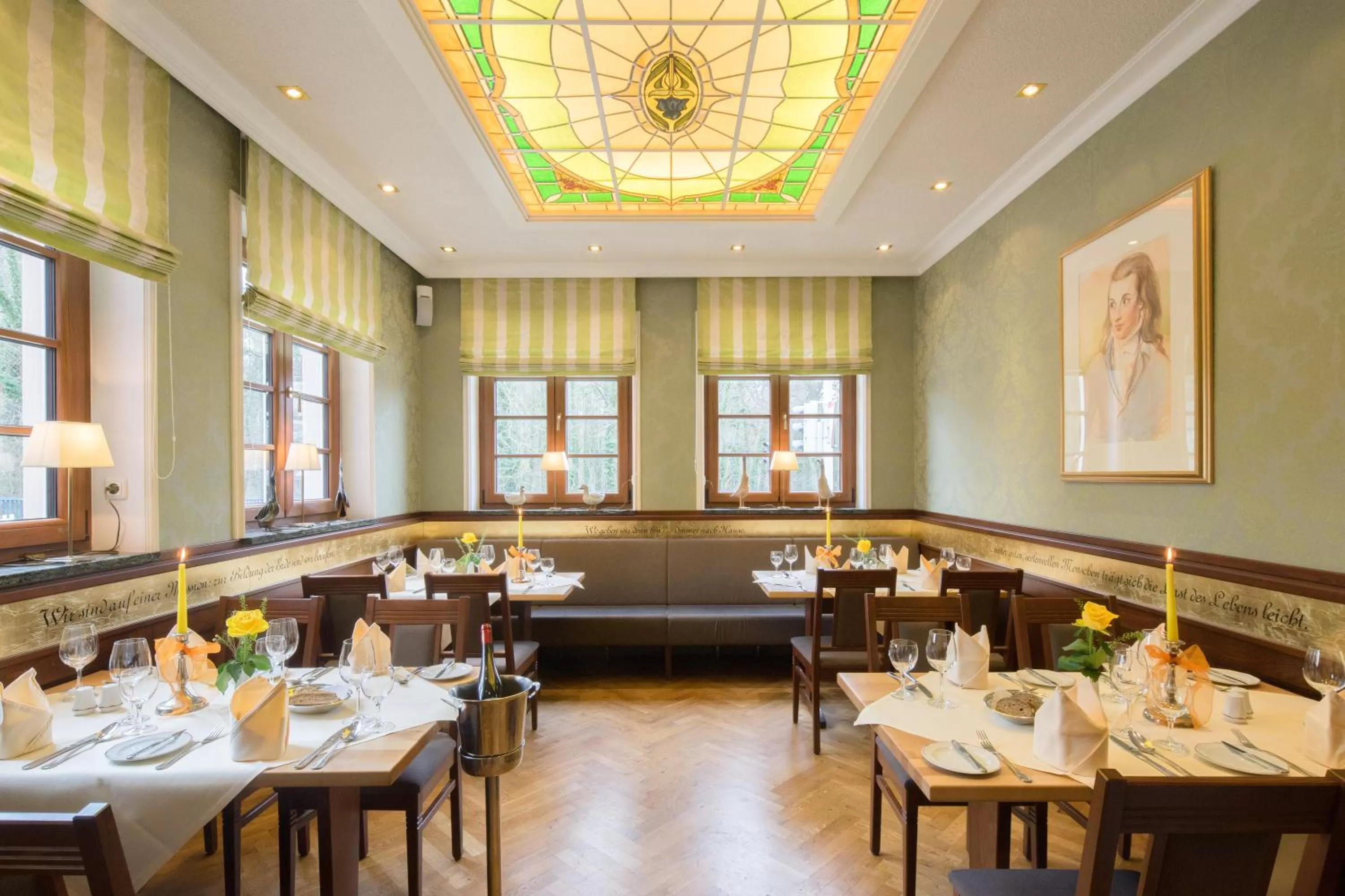 Restaurant/places to eat in Parkhotel Güldene Berge