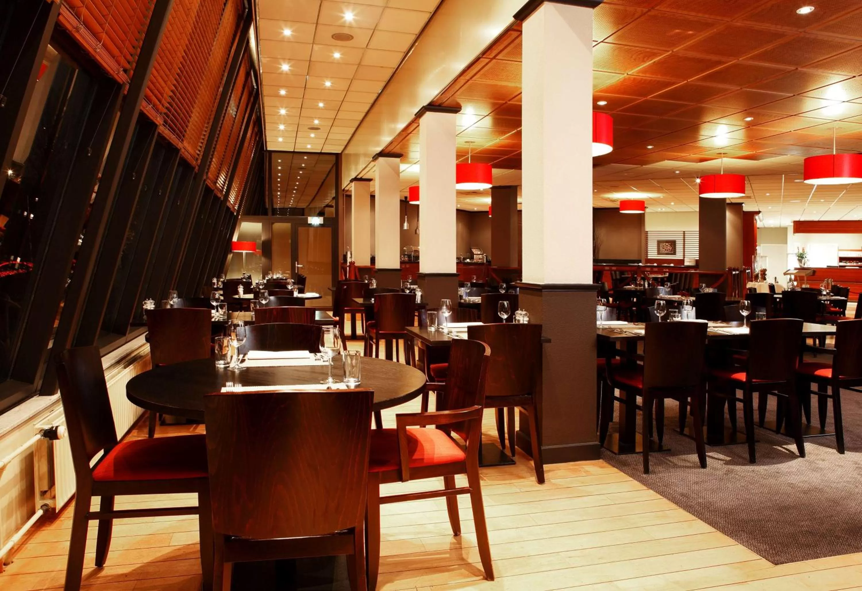 Restaurant/Places to Eat in NH Capelle Rotterdam