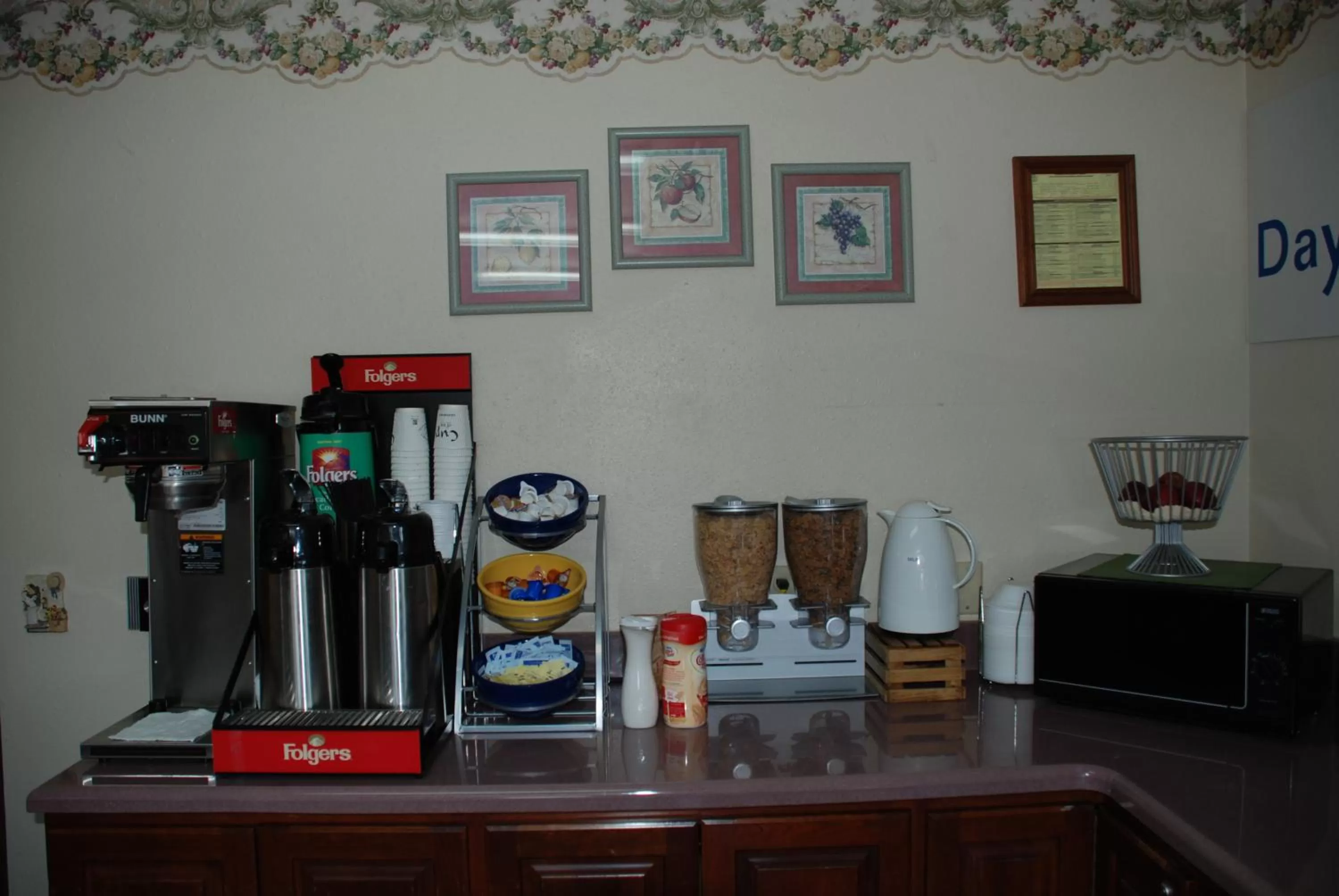 Food and drinks in Days Inn by Wyndham Dyersburg