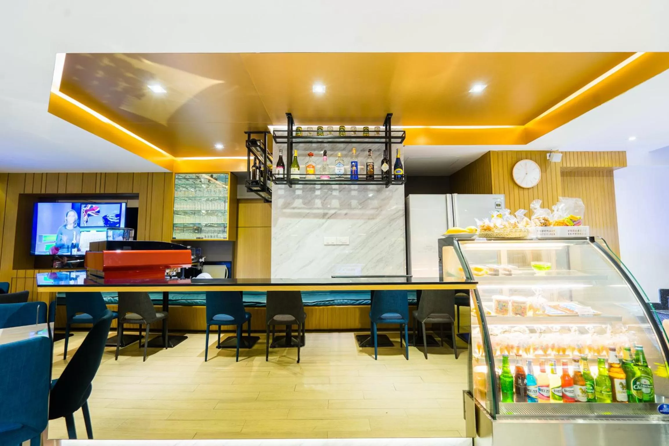 Dining area in Samran Place Hotel